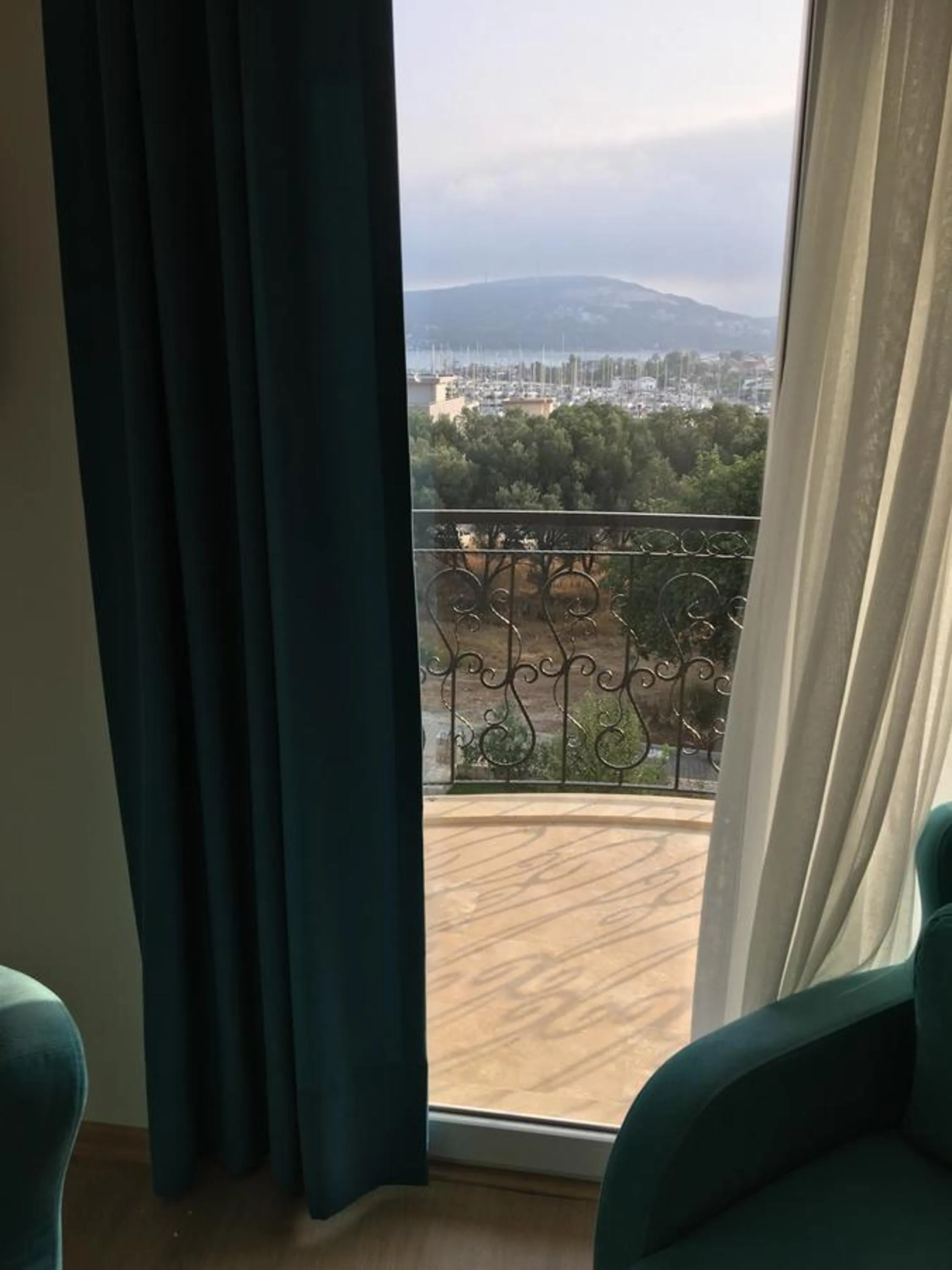 Balcony/Terrace in Clementin Suits Sigacık