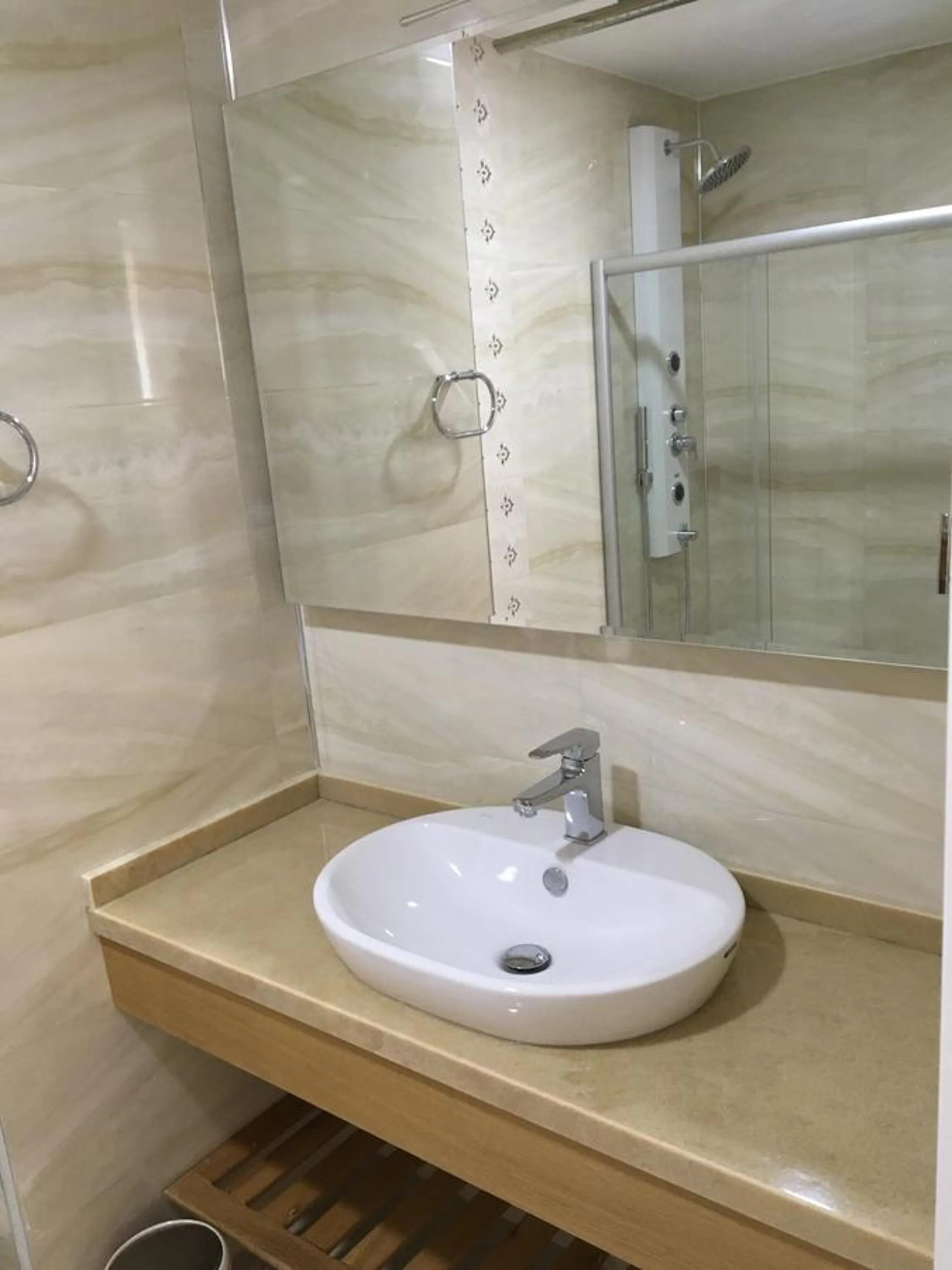 Bathroom in Clementin Suits Sigacık