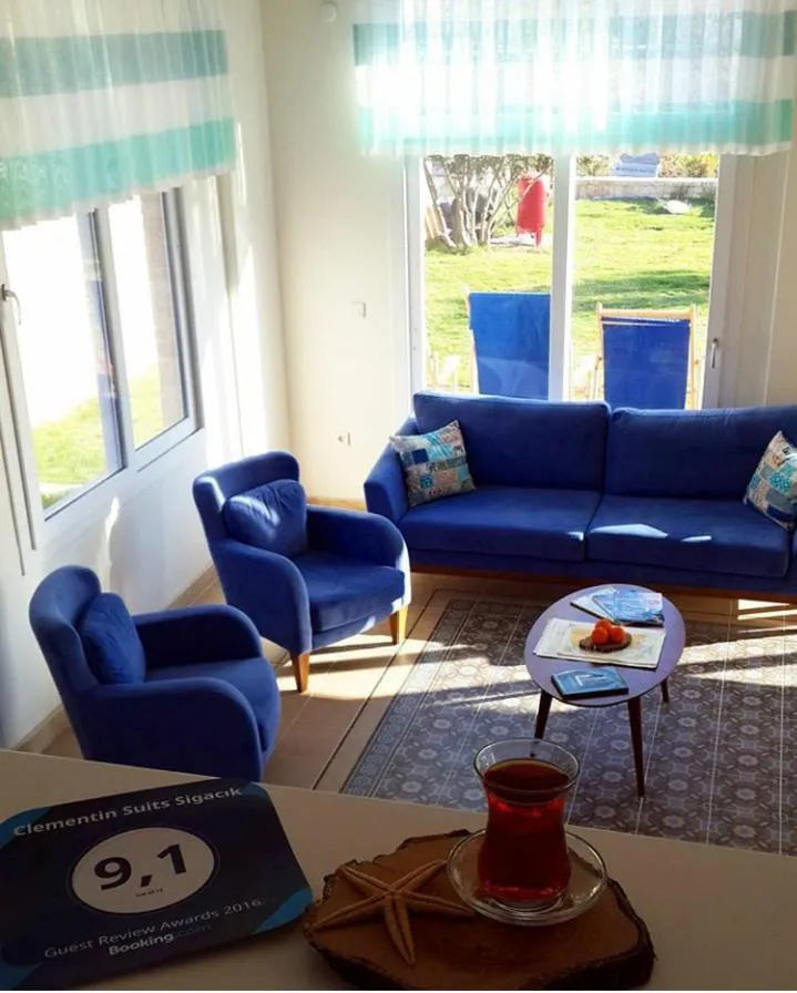 On site in Clementin Suits Sigacık