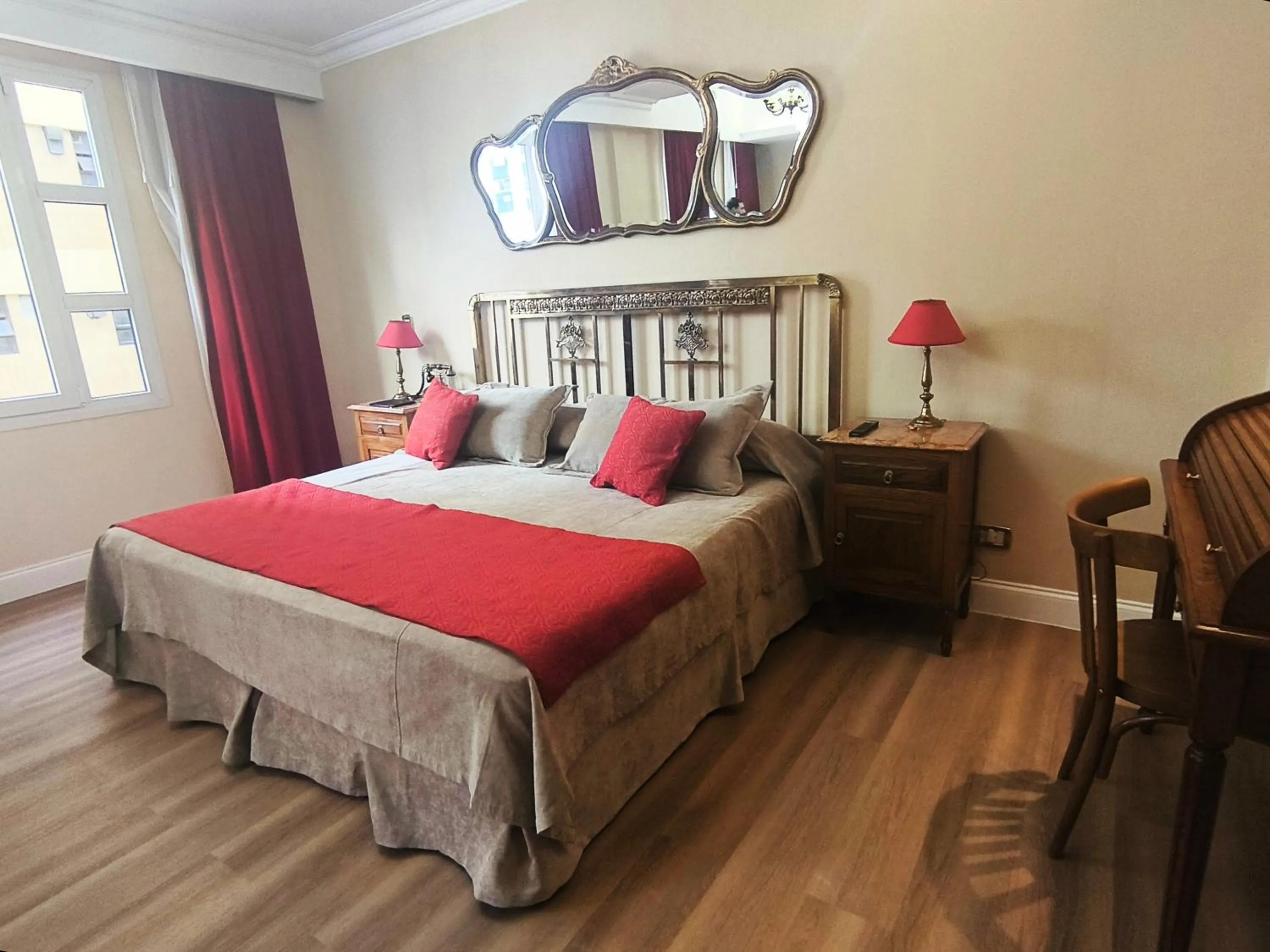 Bed in Tanguero Hotel Boutique Antique