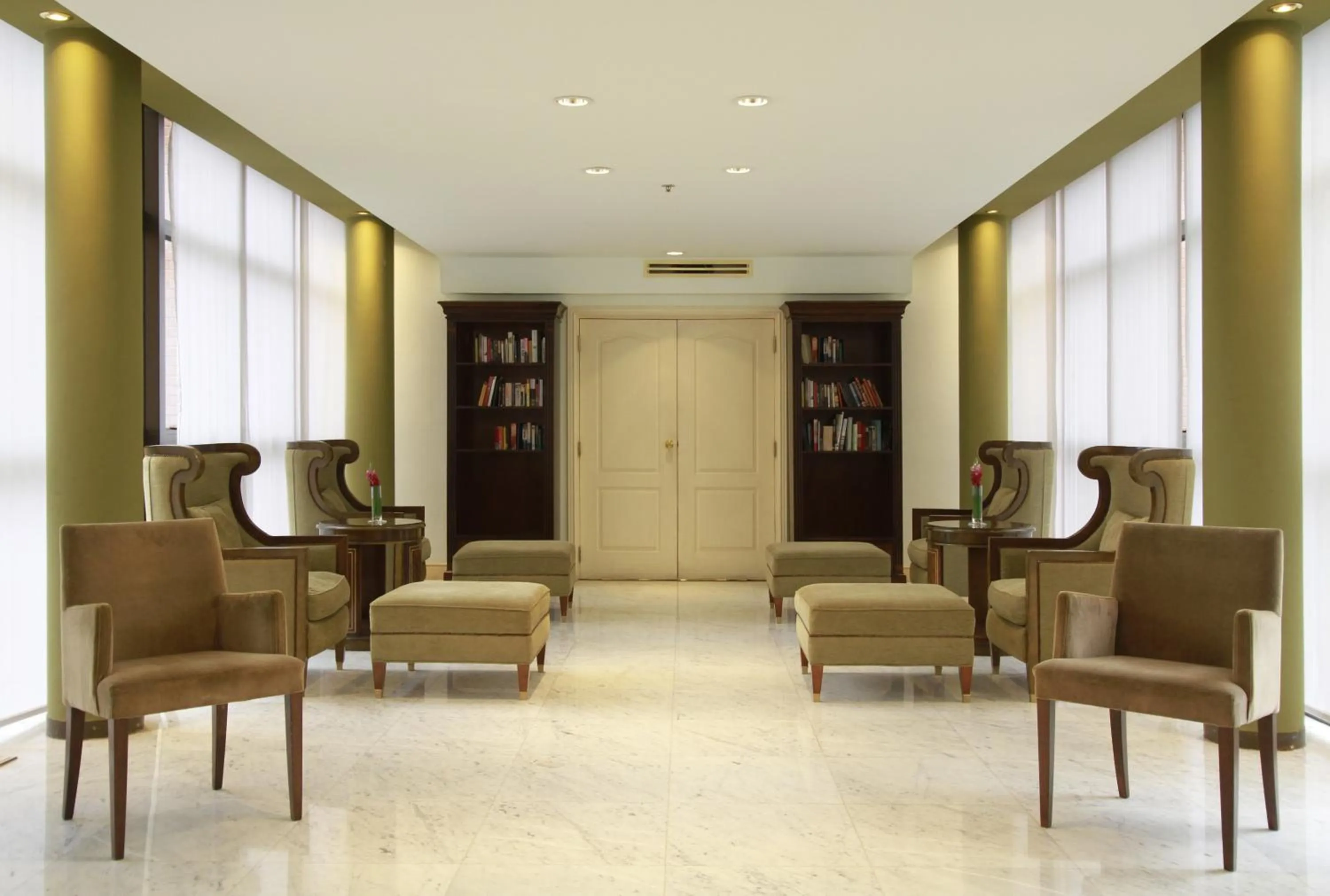 Library in Iguazú Grand Resort Spa & Casino