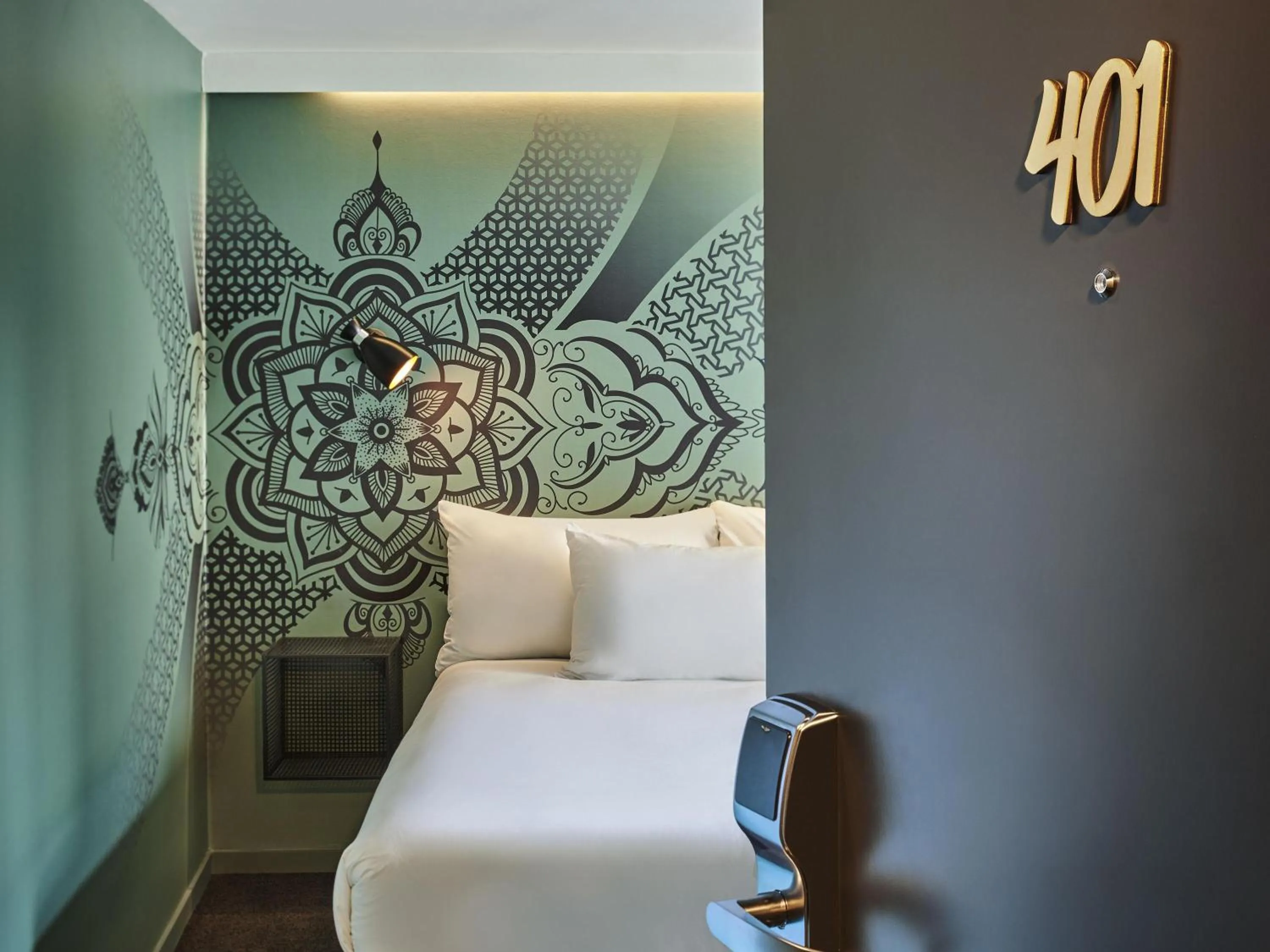 Bedroom, Bed in Ibis Styles Paris Gare de l'Est Magenta