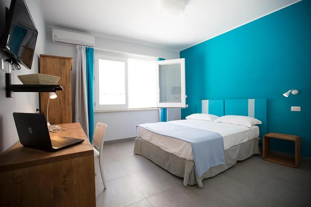 Photo of the whole room, Bed in B&B Kolors