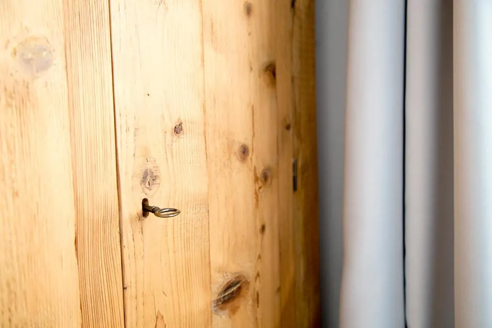 Decorative detail in B&B Kolors