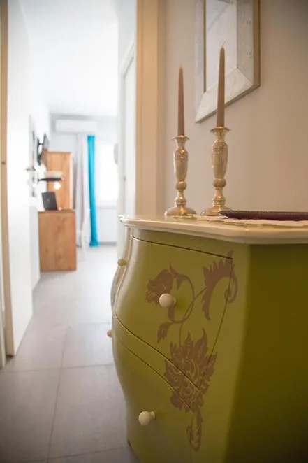 Decorative detail in B&B Kolors