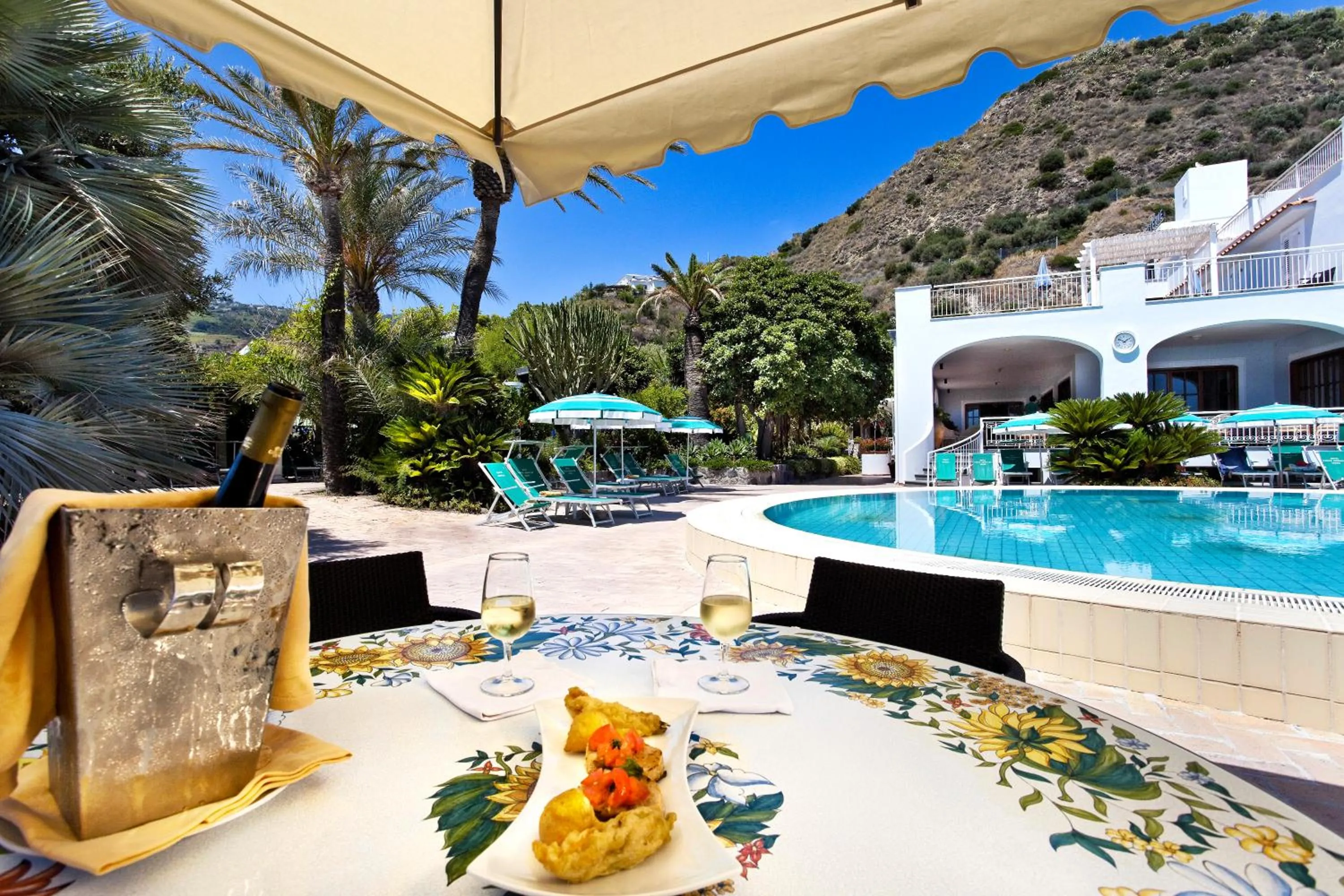 Swimming pool in Parco Smeraldo Appartamenti