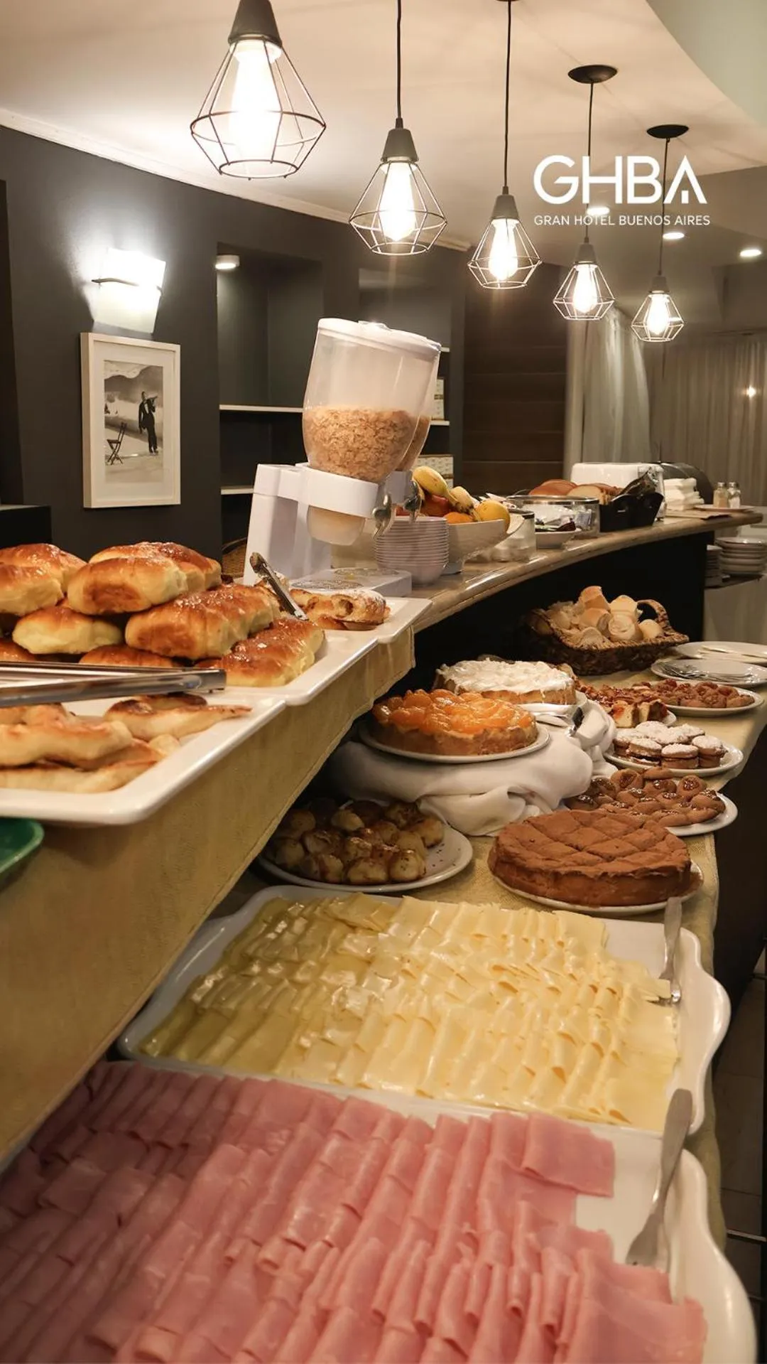 Breakfast in Gran Hotel Buenos Aires