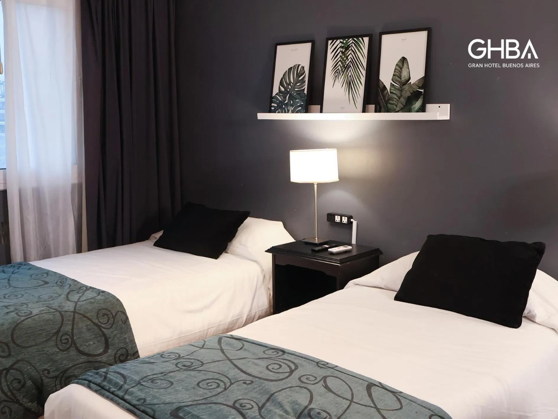 Bed in Gran Hotel Buenos Aires