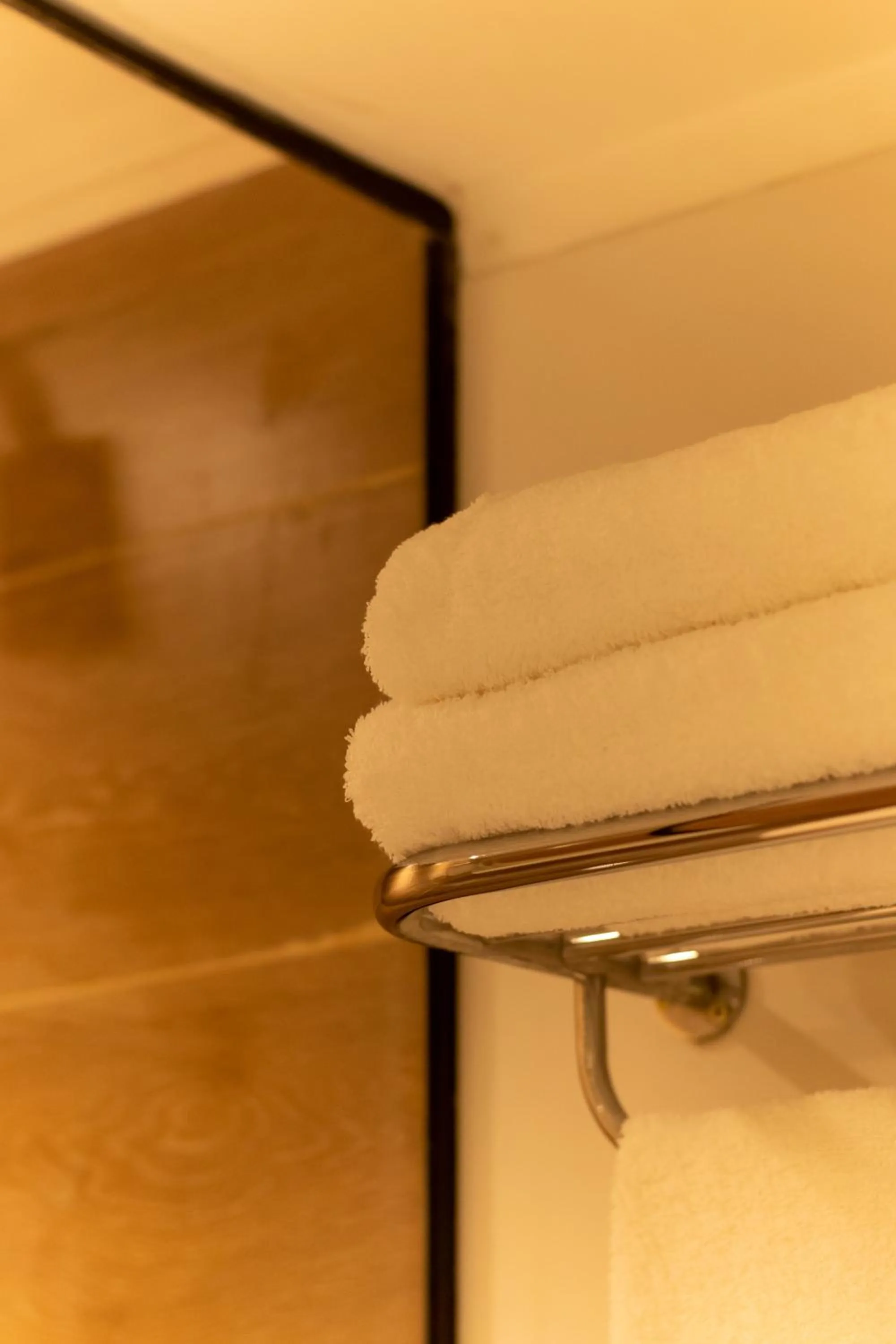 Bathroom in Up América Plaza