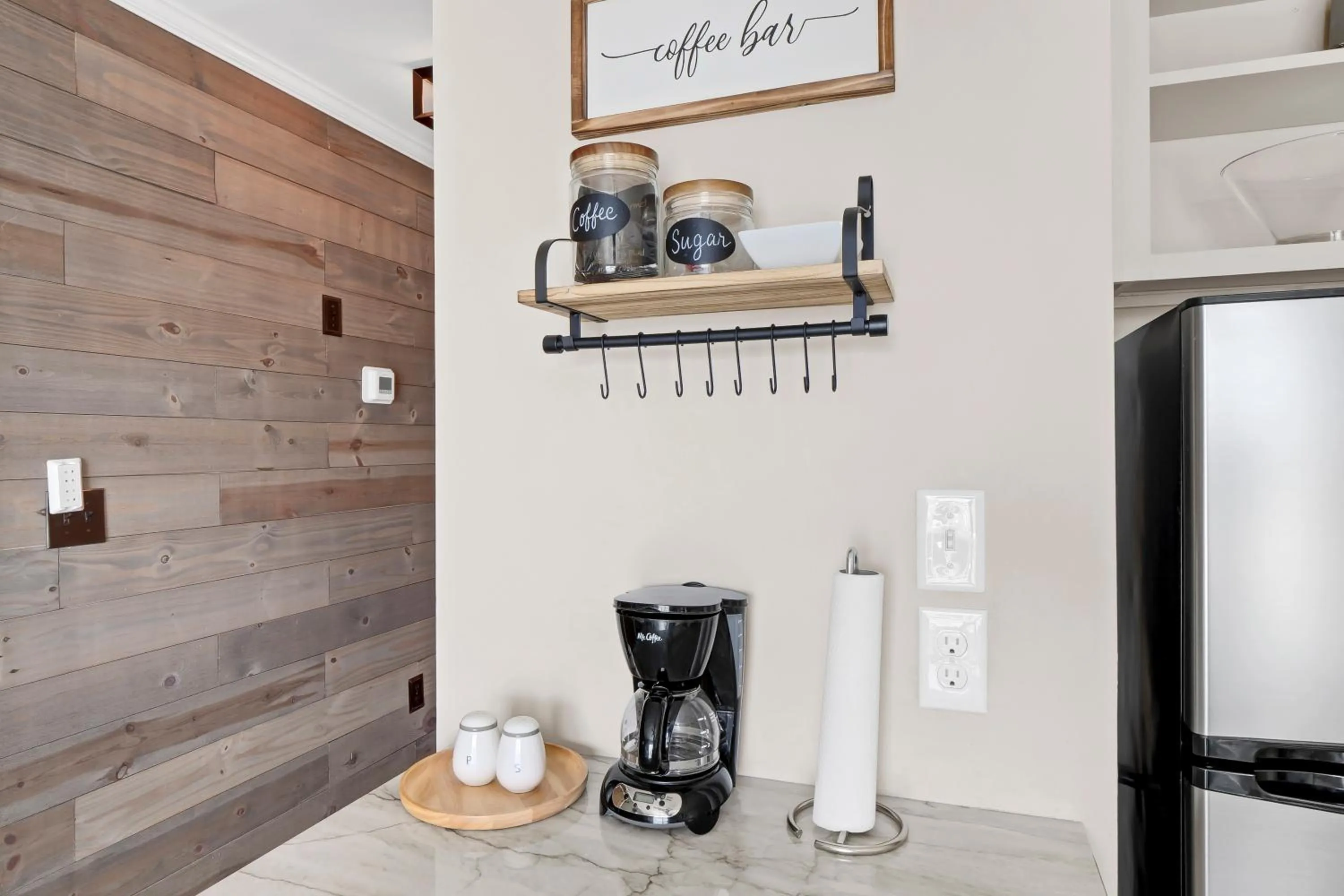 Coffee/tea facilities in Sandpeddler Inn and Suites