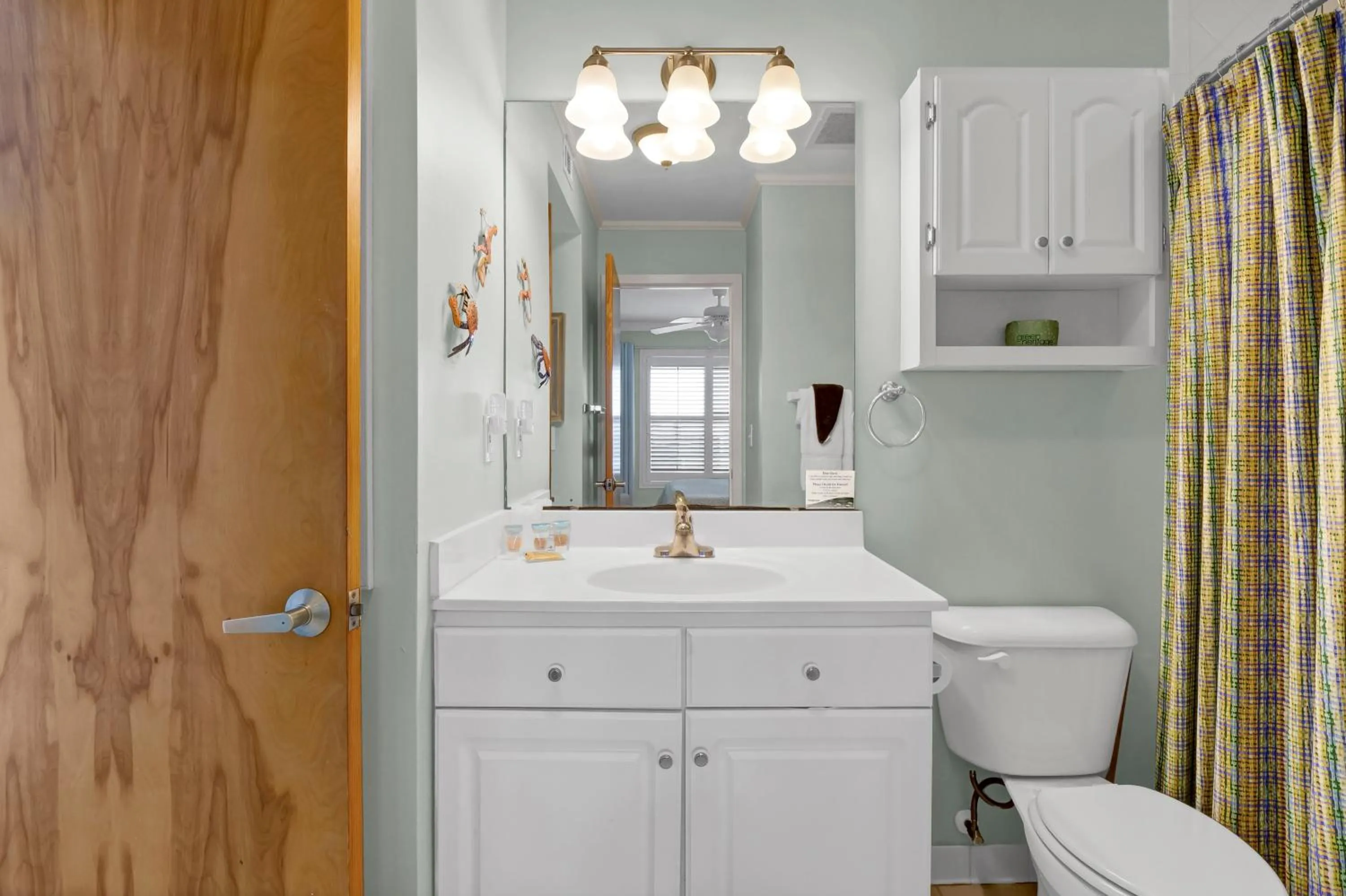 Toilet in Sandpeddler Inn and Suites