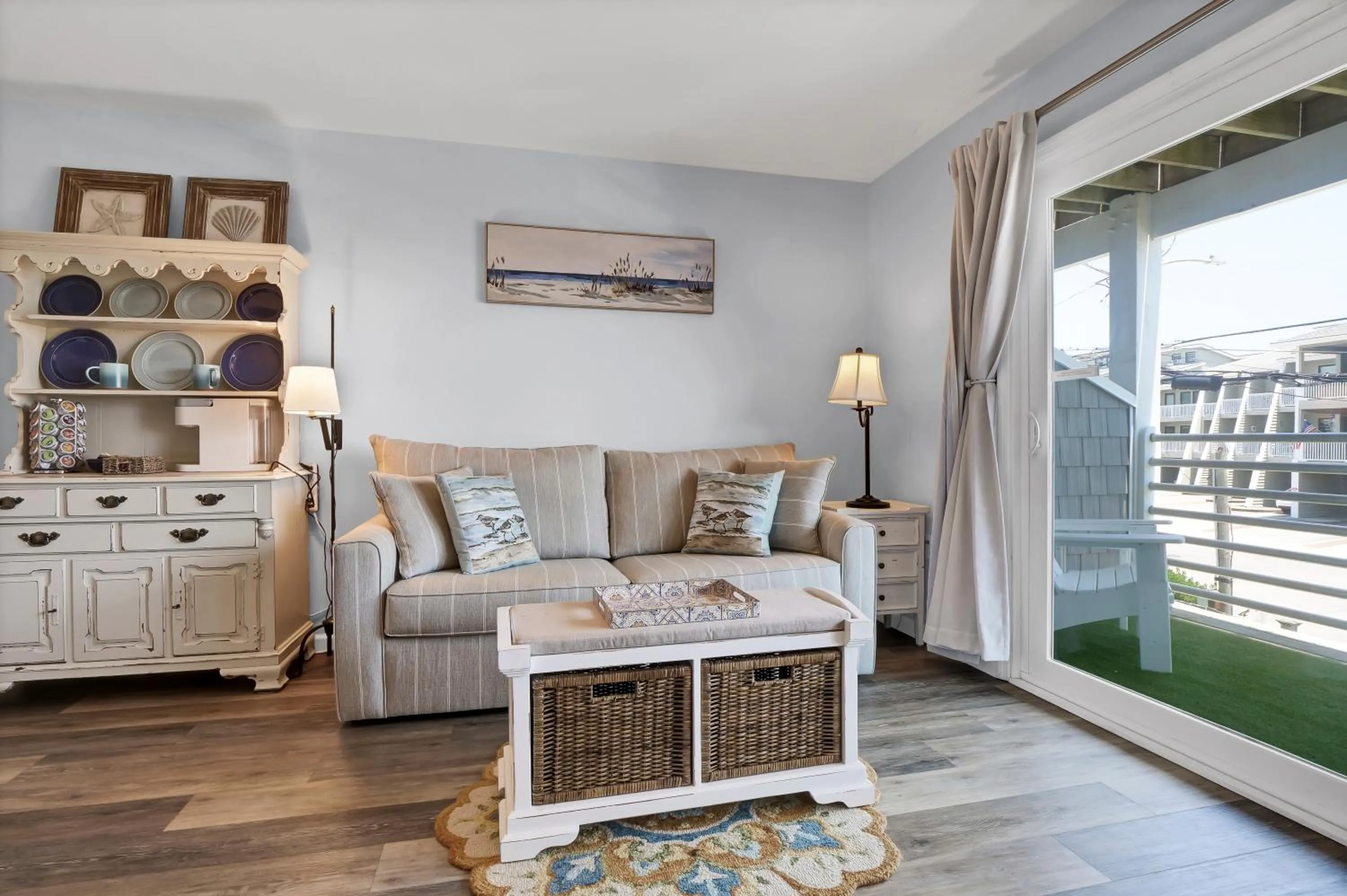 Living room in Sandpeddler Inn and Suites