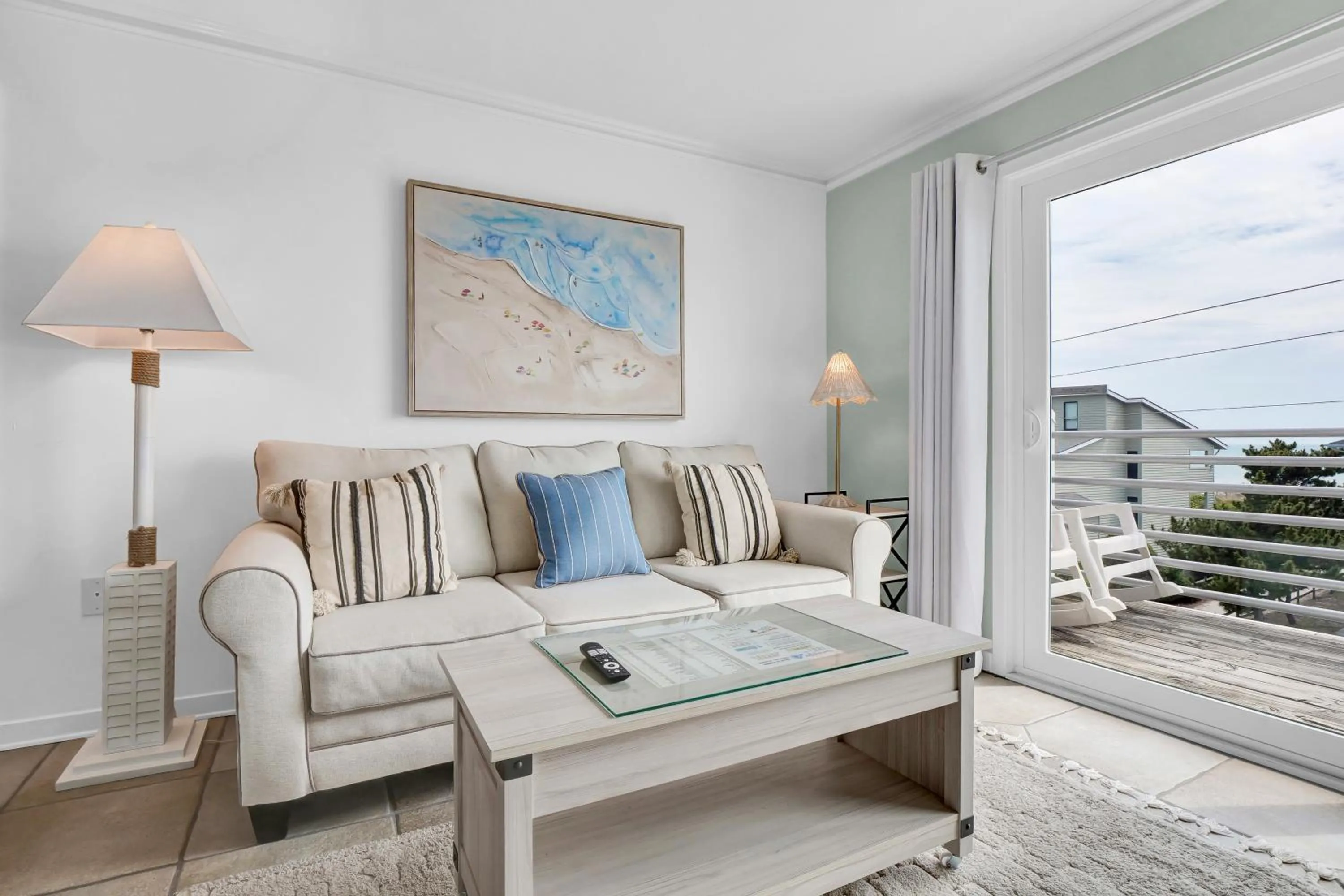 Living room in Sandpeddler Inn and Suites