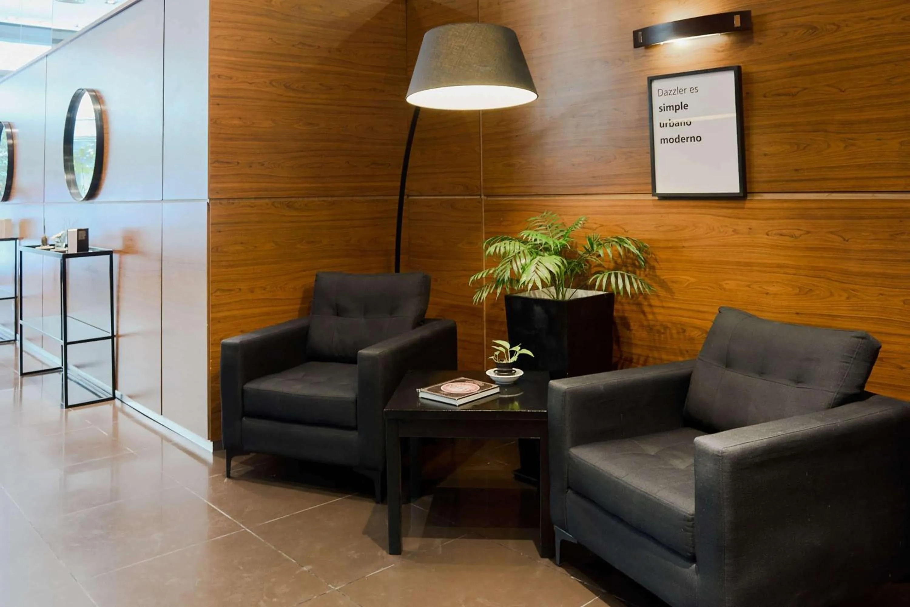 Lobby or reception in Dazzler by Wyndham Buenos Aires Maipu