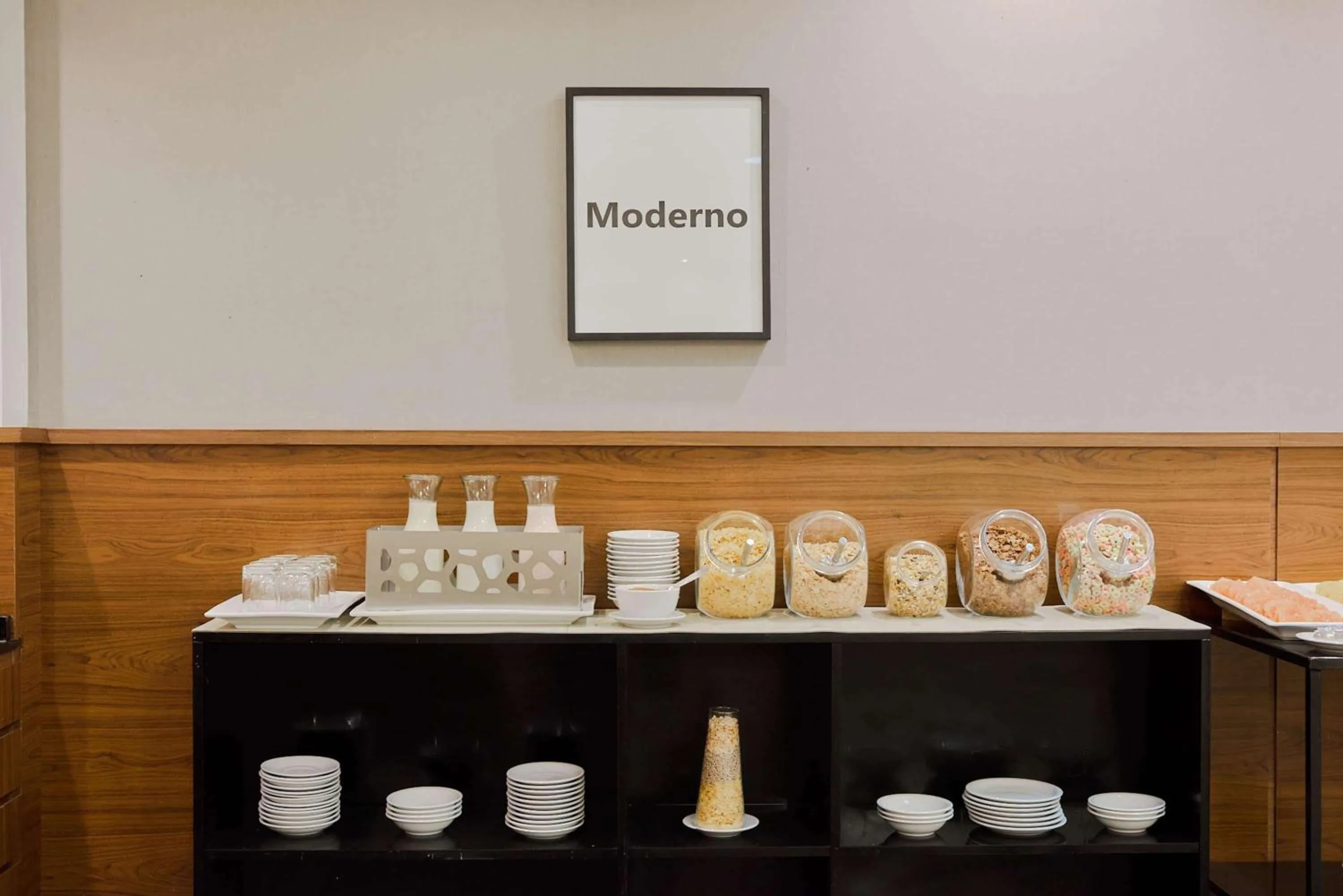 Restaurant/places to eat in Dazzler by Wyndham Buenos Aires Maipu