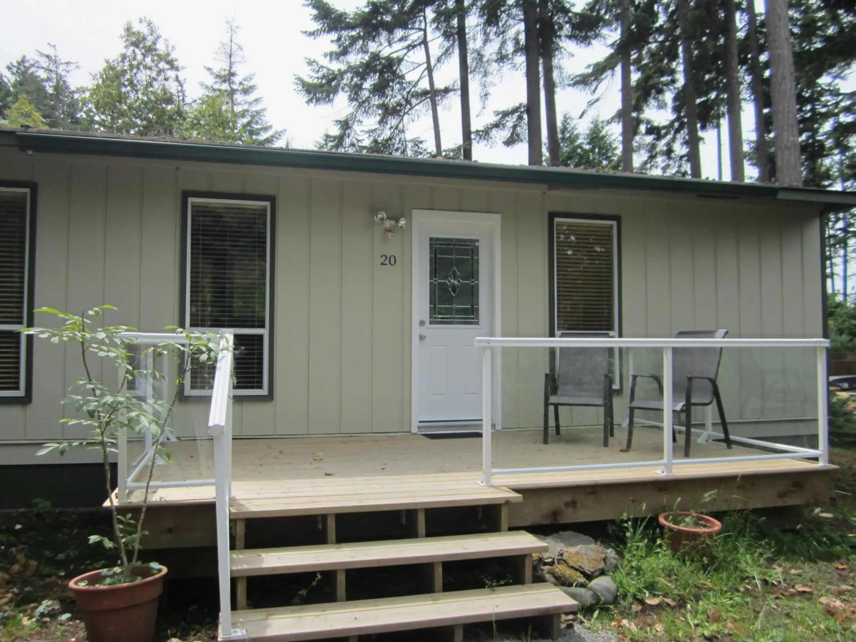 Three-Bedroom Cottage in The Surf Lodge and Pub Three-Bedroom Cottage in The Surf Lodge and Pub