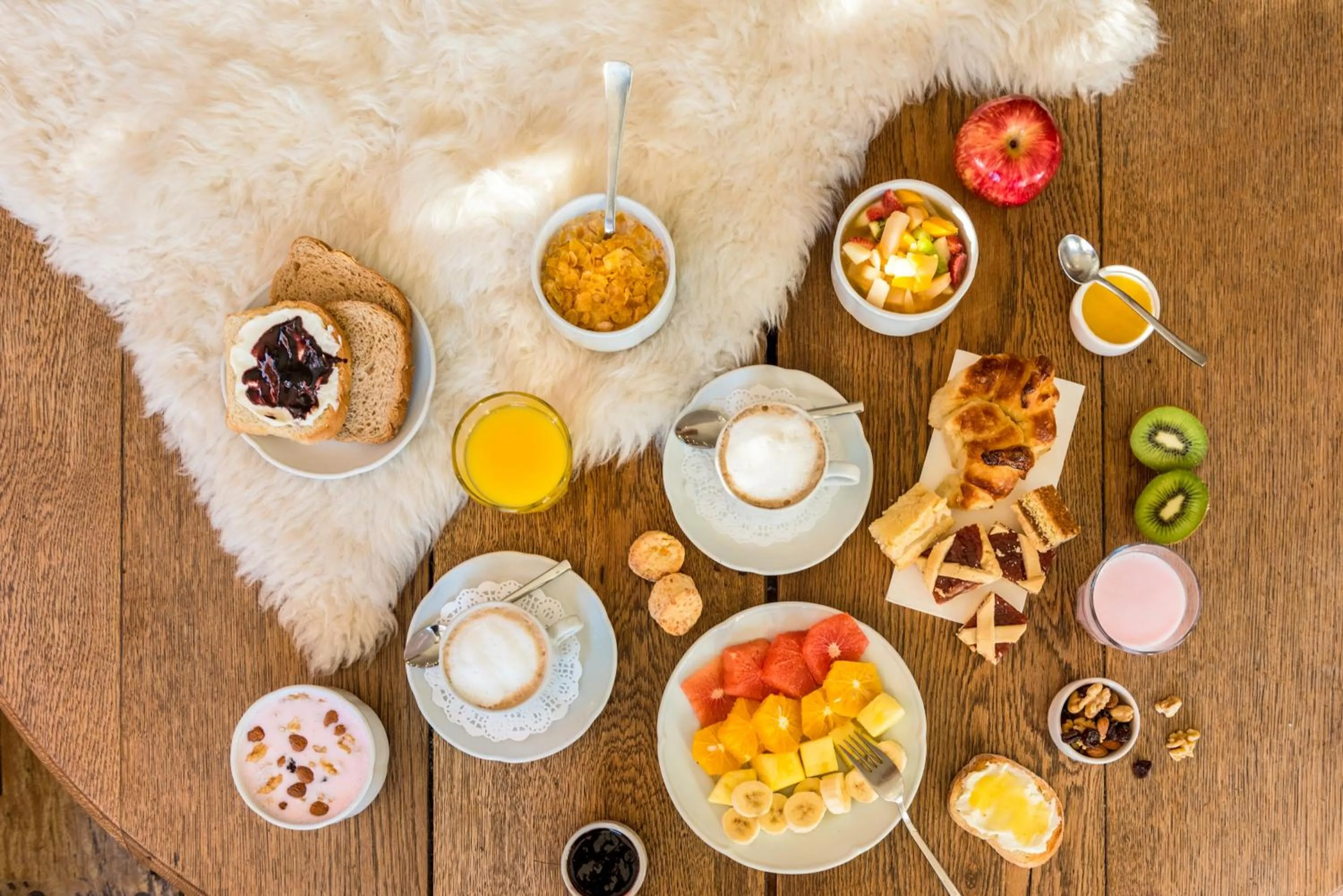 Buffet breakfast in Rincón del Calafate