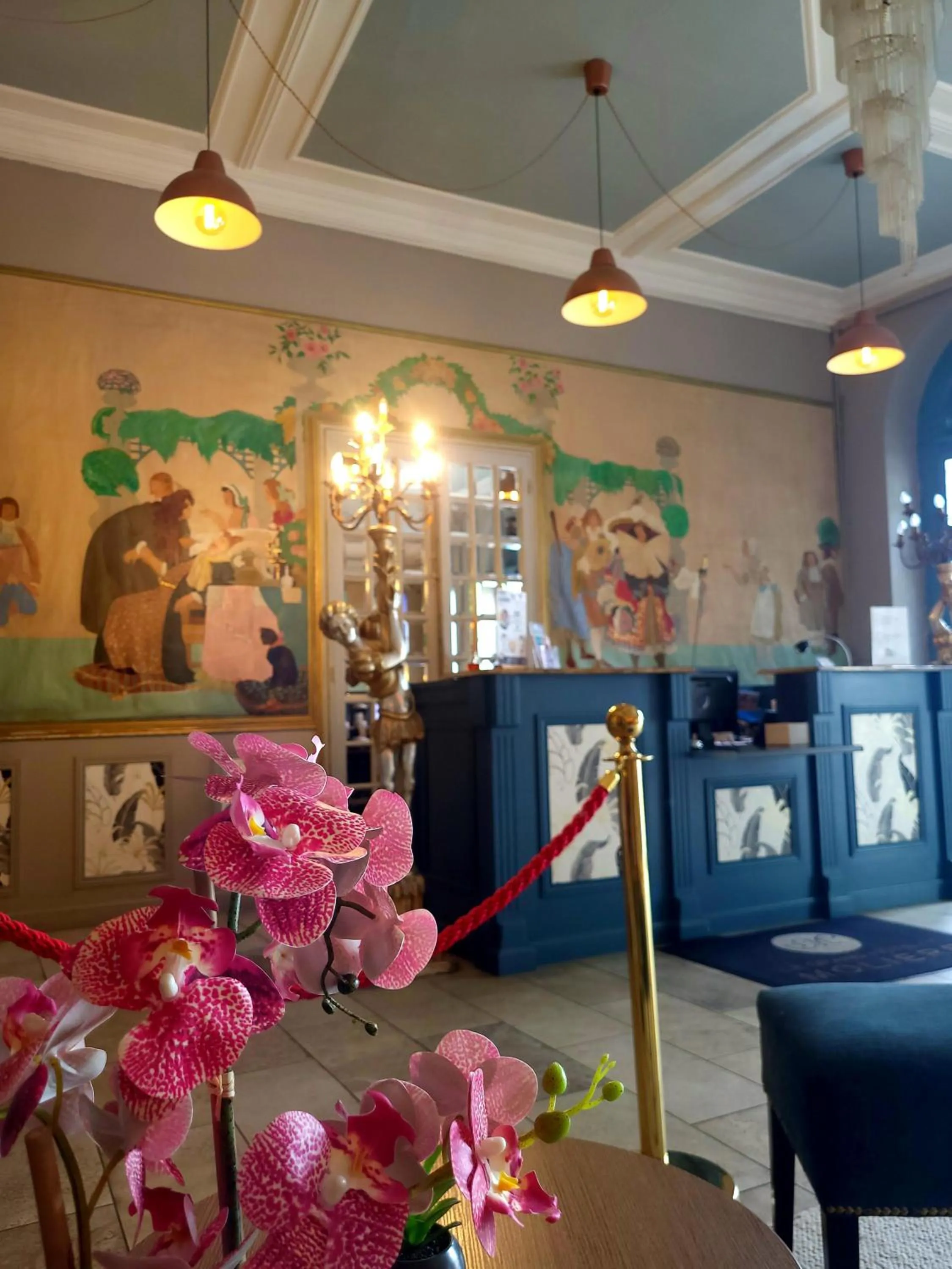 Property building in Le Grand Hôtel Molière