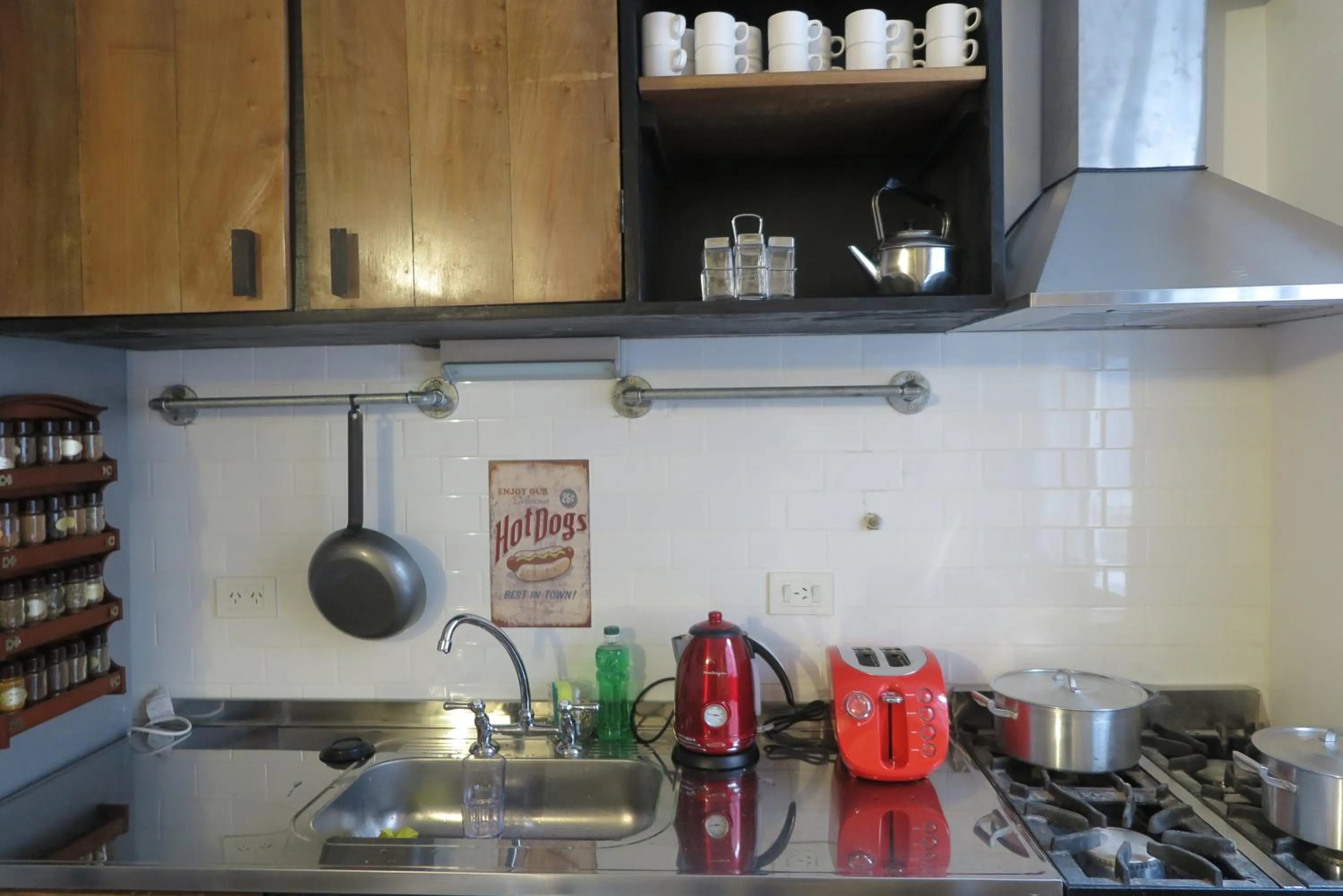 Kitchen or kitchenette in Sabatico Travelers Hostel & Guesthouse