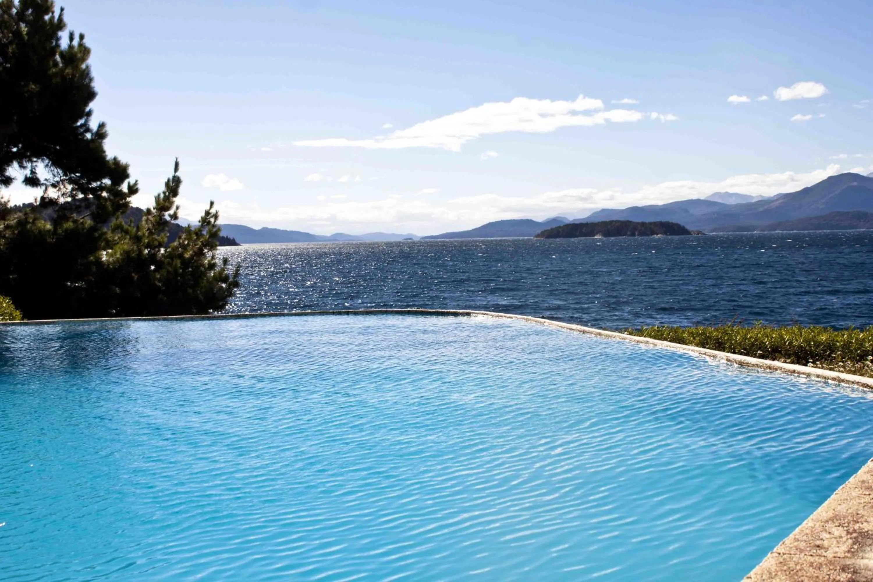 Swimming pool in Sol del Nahuel - Hotel & Spa