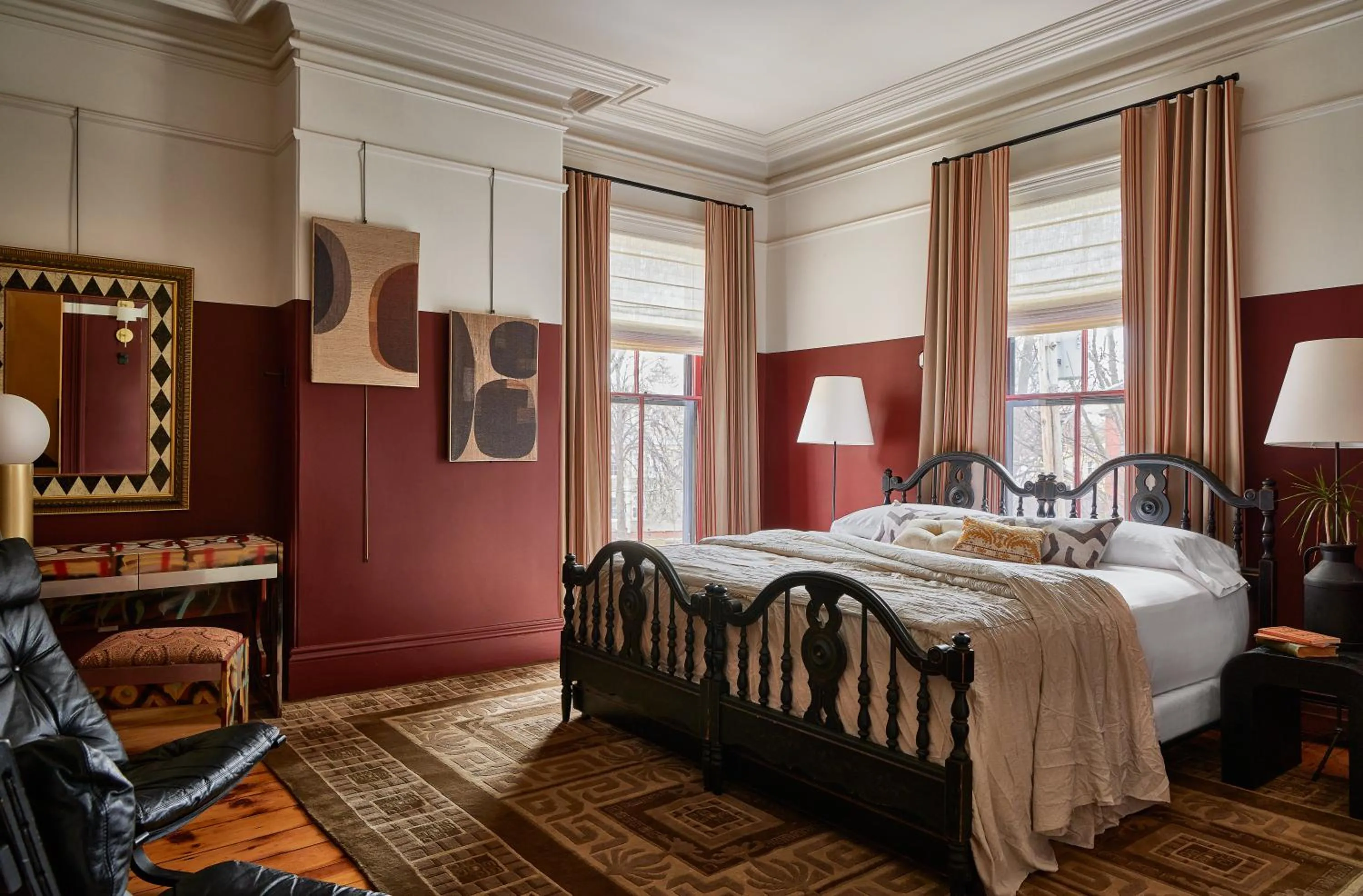 Bed in Blind Tiger Portland - Carleton Street Guest House