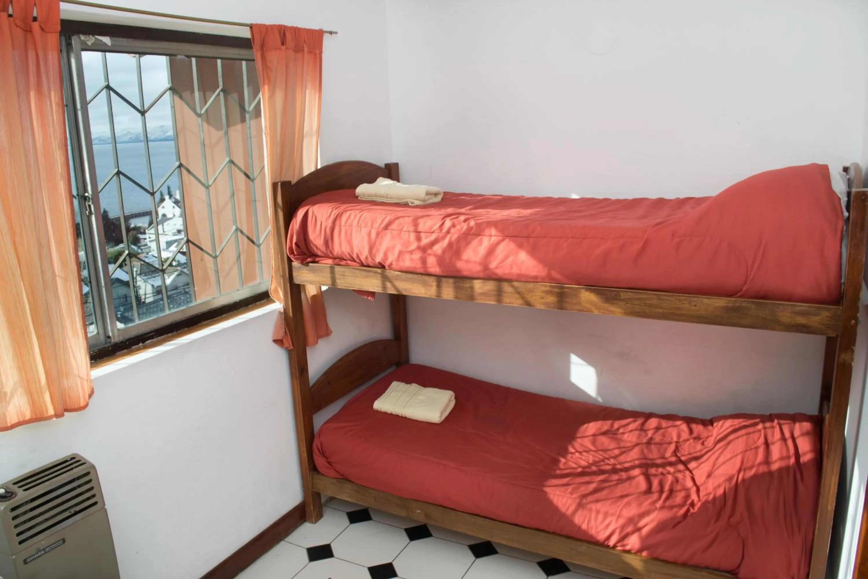 Bed in Hostel Inn Bariloche