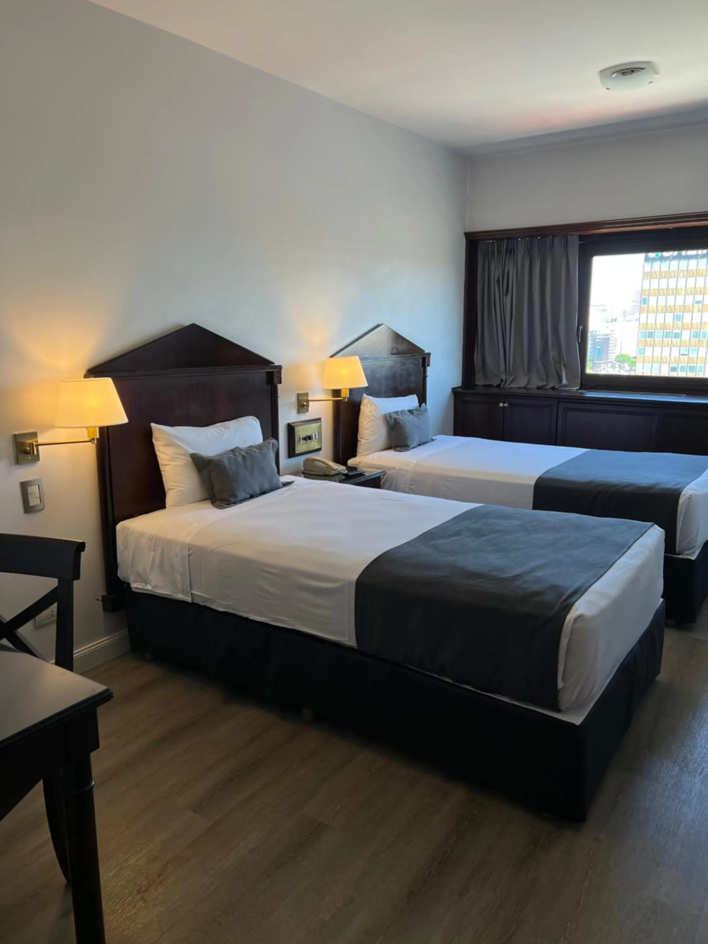 Bed in Hotel Presidente Buenos Aires