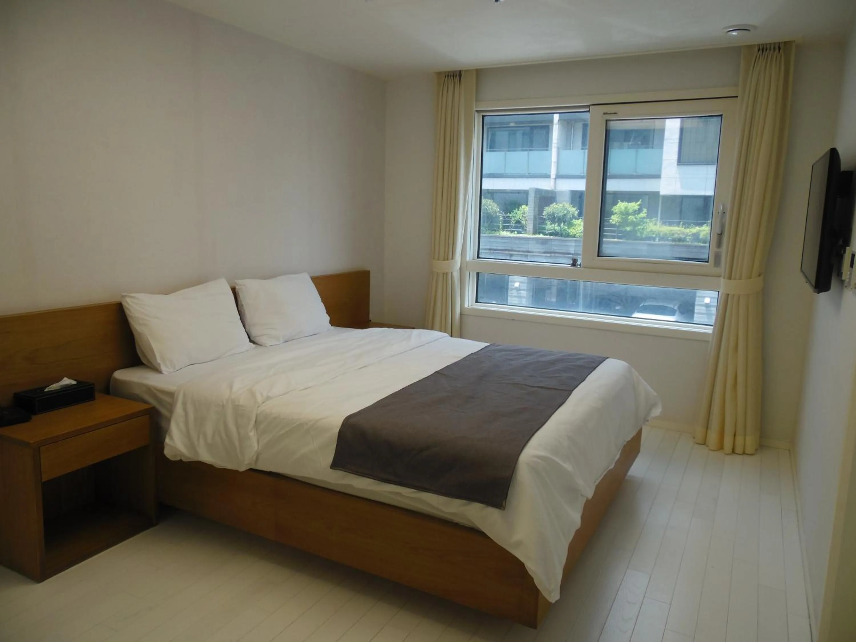 Bed in Healthcare Town Resort