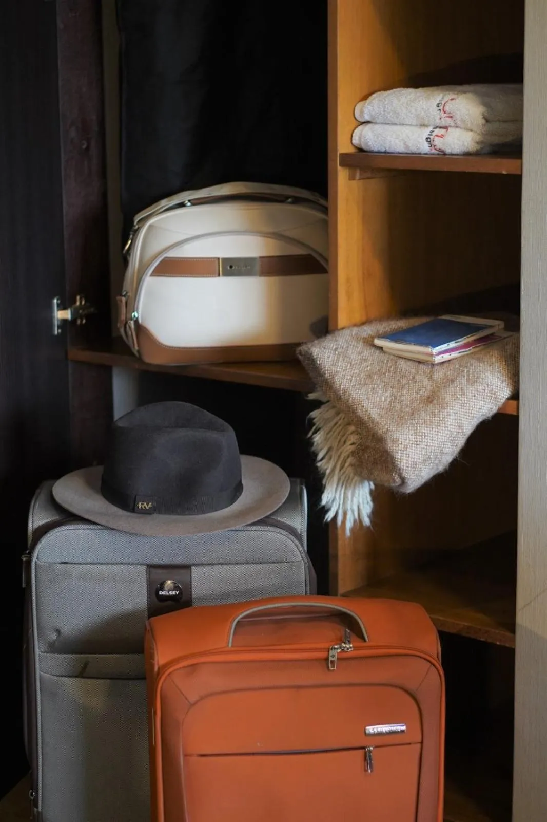 Photo of the whole room in Sarum Hotel Design