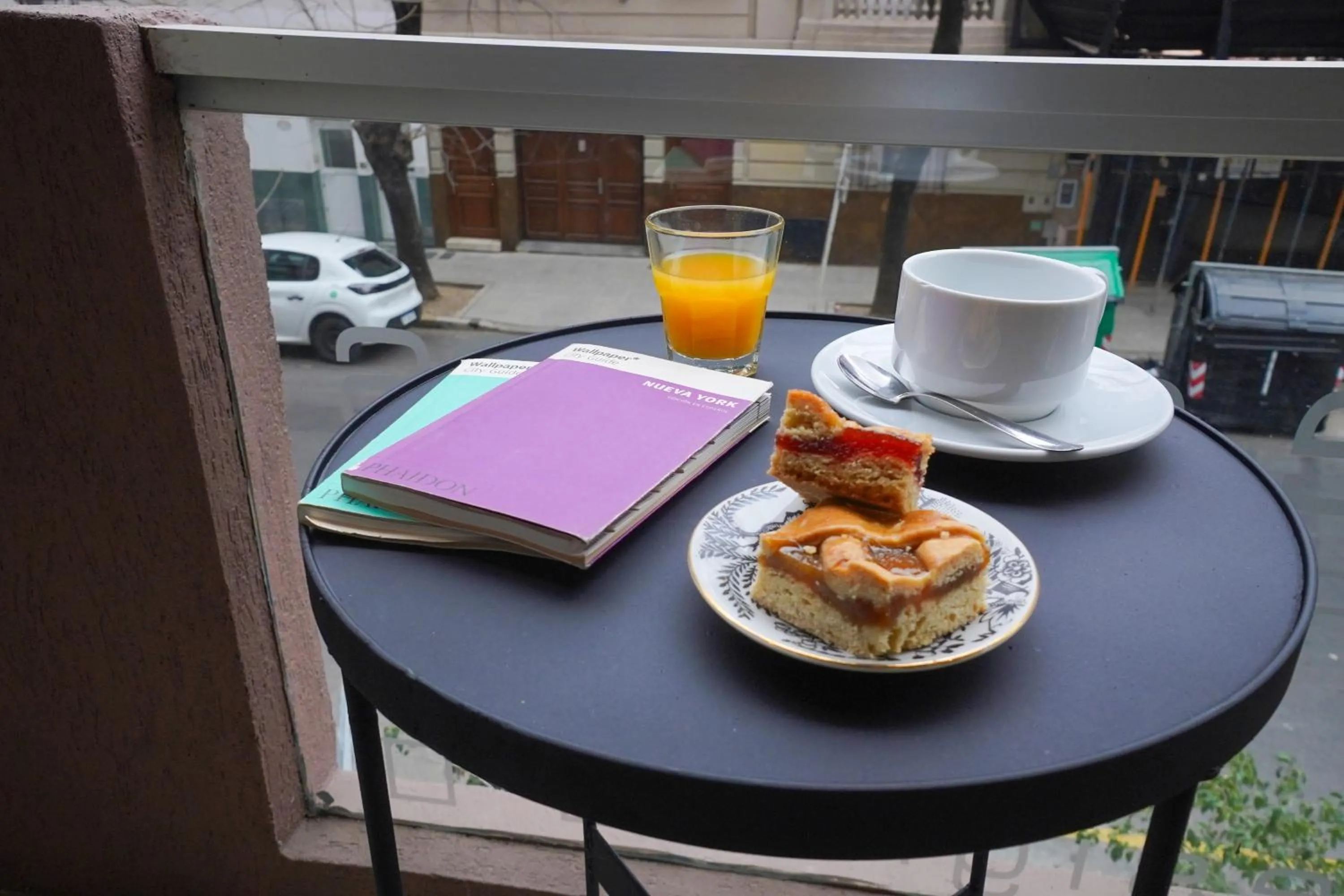 Coffee/tea facilities in Sarum Hotel Design