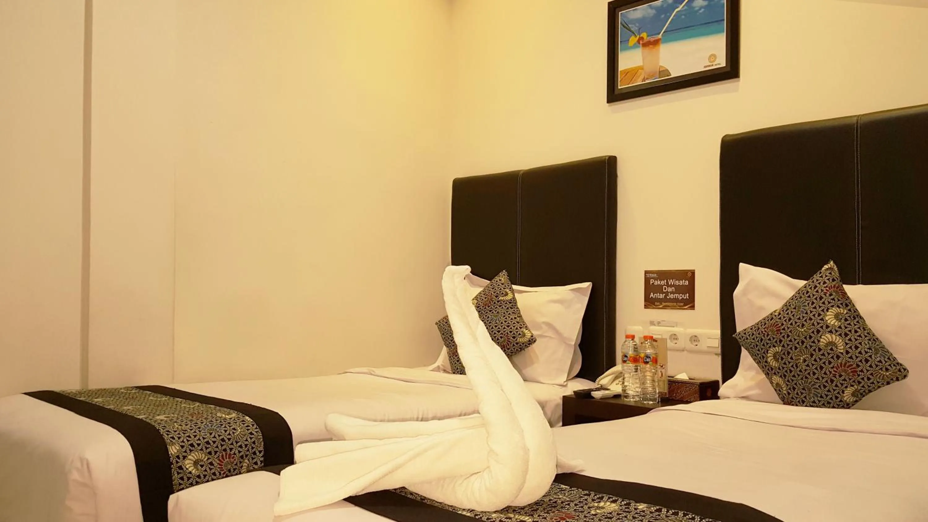 Bed in Sunrise Hotel Jombor Jogja