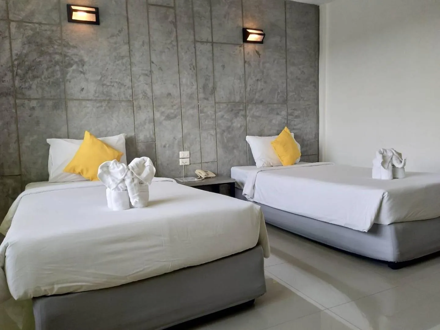 Bedroom, Bed in Bun Hotel