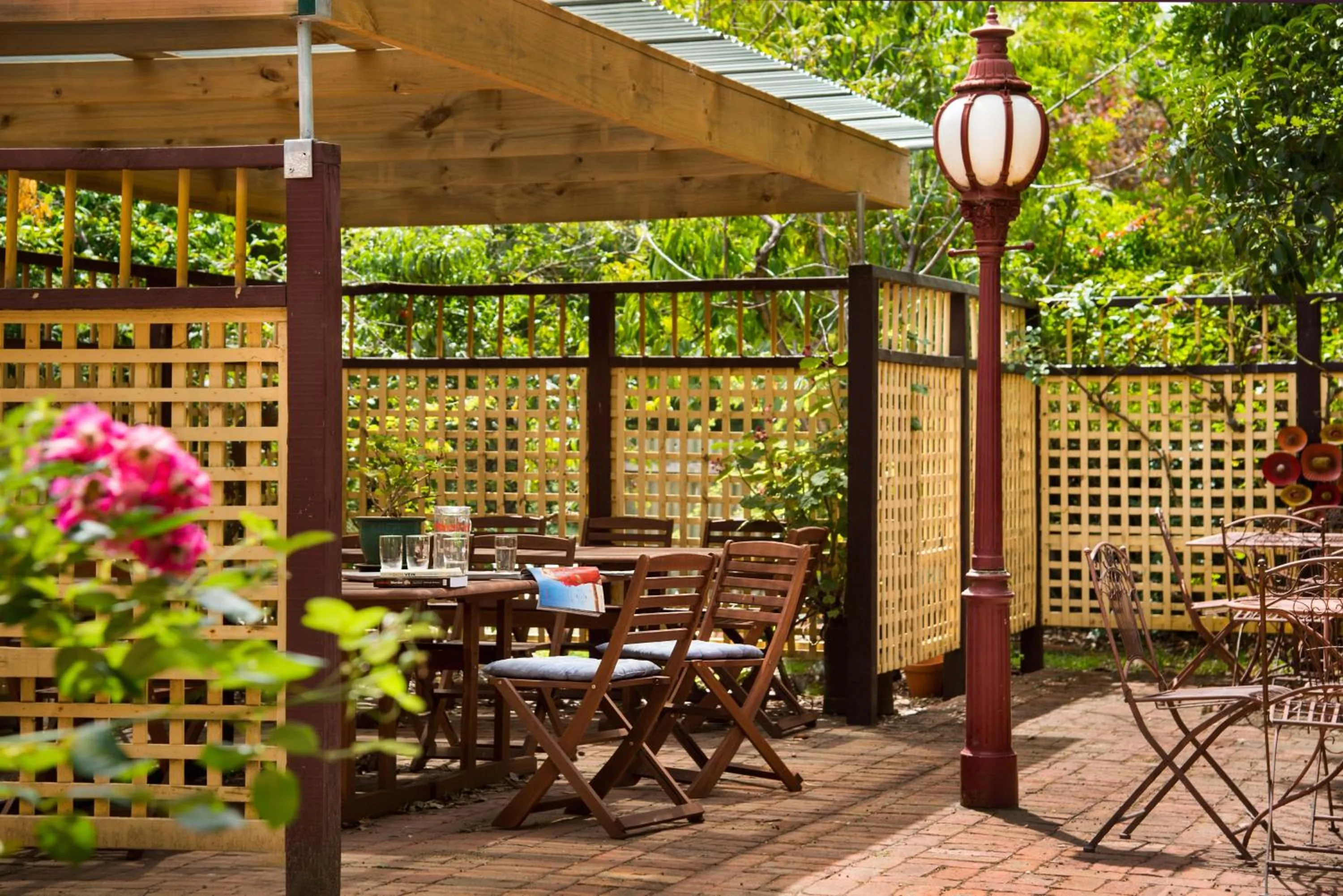 Patio in Motel Maldon