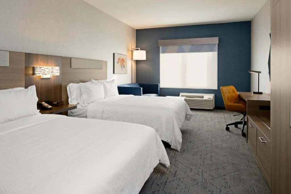 Bed in Holiday Inn Express & Suites Albany Airport Area - Latham by IHG