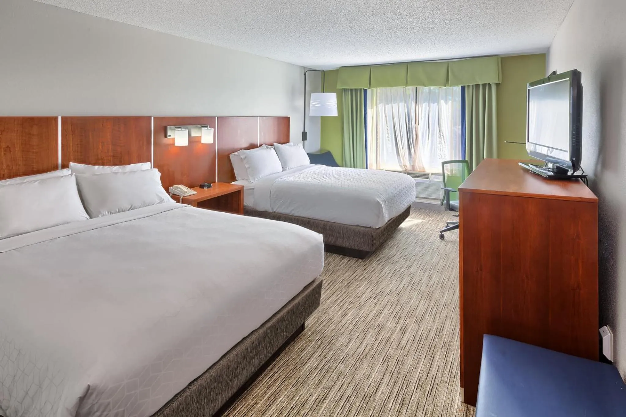 Photo of the whole room, Bed in Holiday Inn Express Hotel & Suites Wake Forest - Raleigh North by IHG