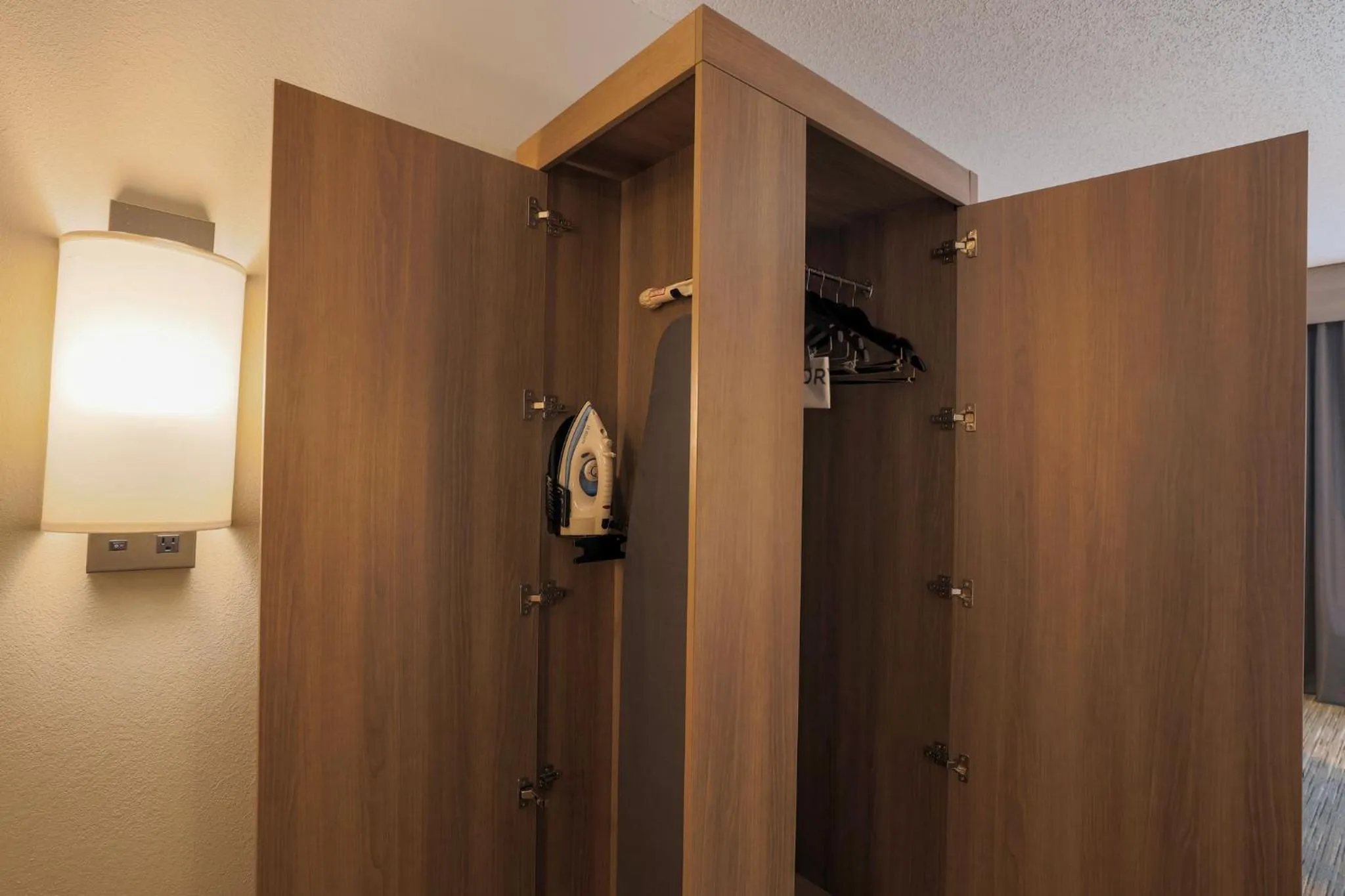 Photo of the whole room in Holiday Inn Express Hotel & Suites Wake Forest - Raleigh North by IHG