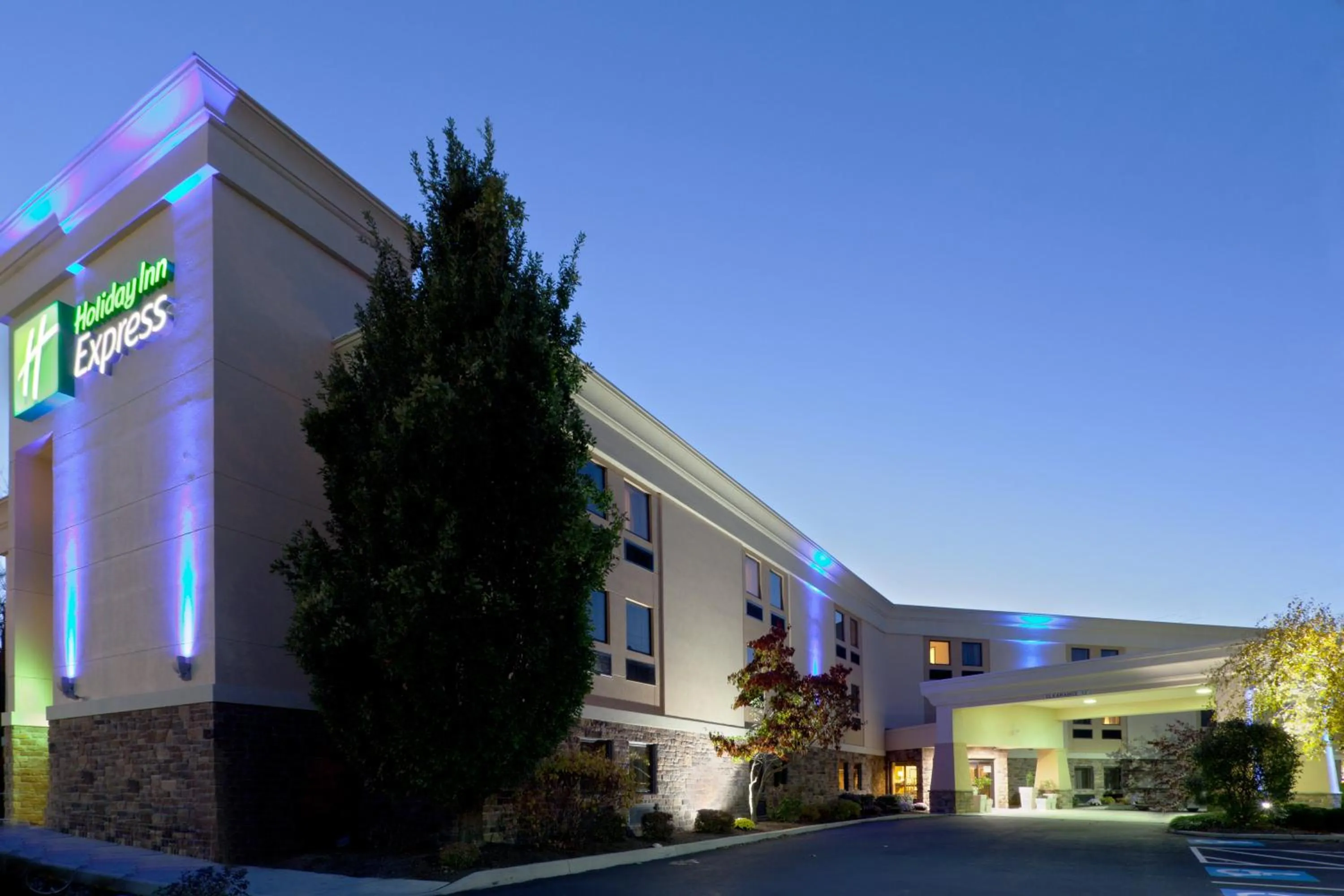 Property building in Holiday Inn Express Hershey-Harrisburg Area by IHG