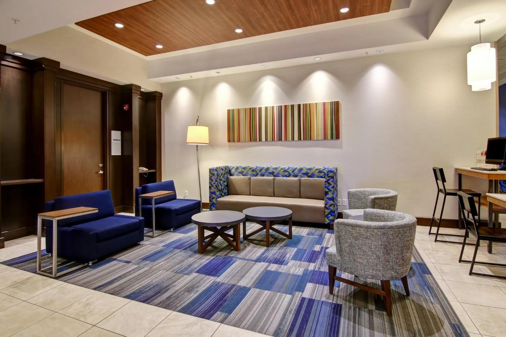 Property building in Holiday Inn Express Hotel & Suites Toronto - Markham by IHG