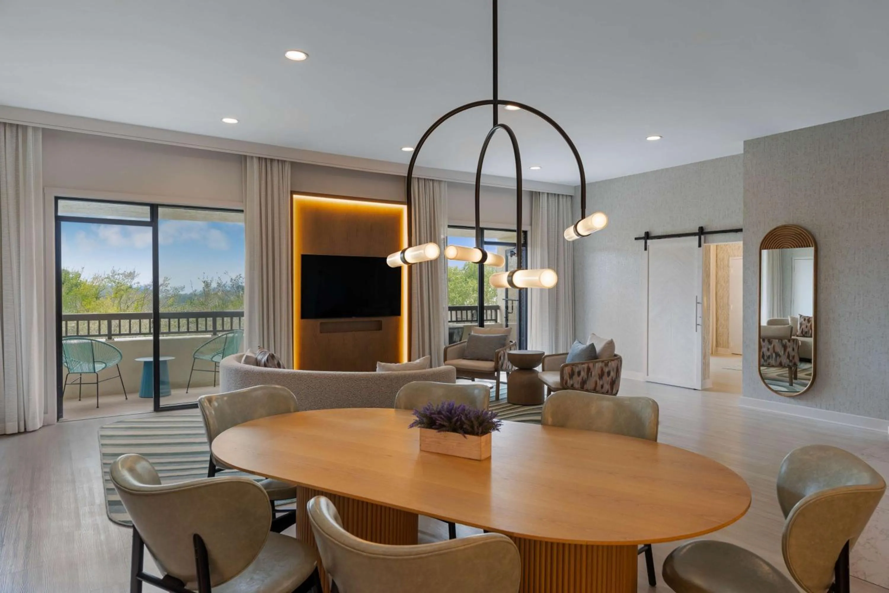 Photo of the whole room in Sonesta Resort Hilton Head Island