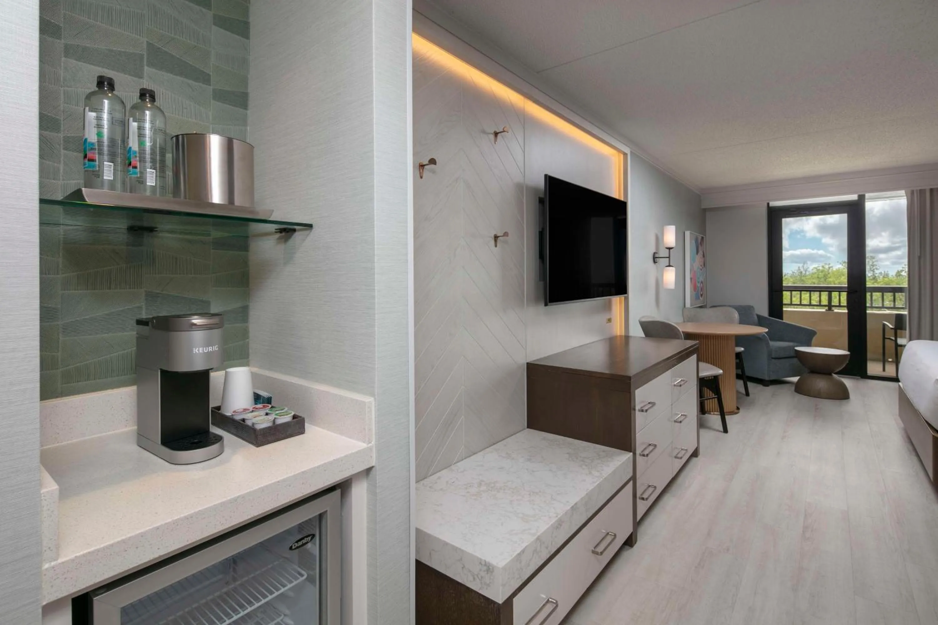 Bedroom in Sonesta Resort Hilton Head Island