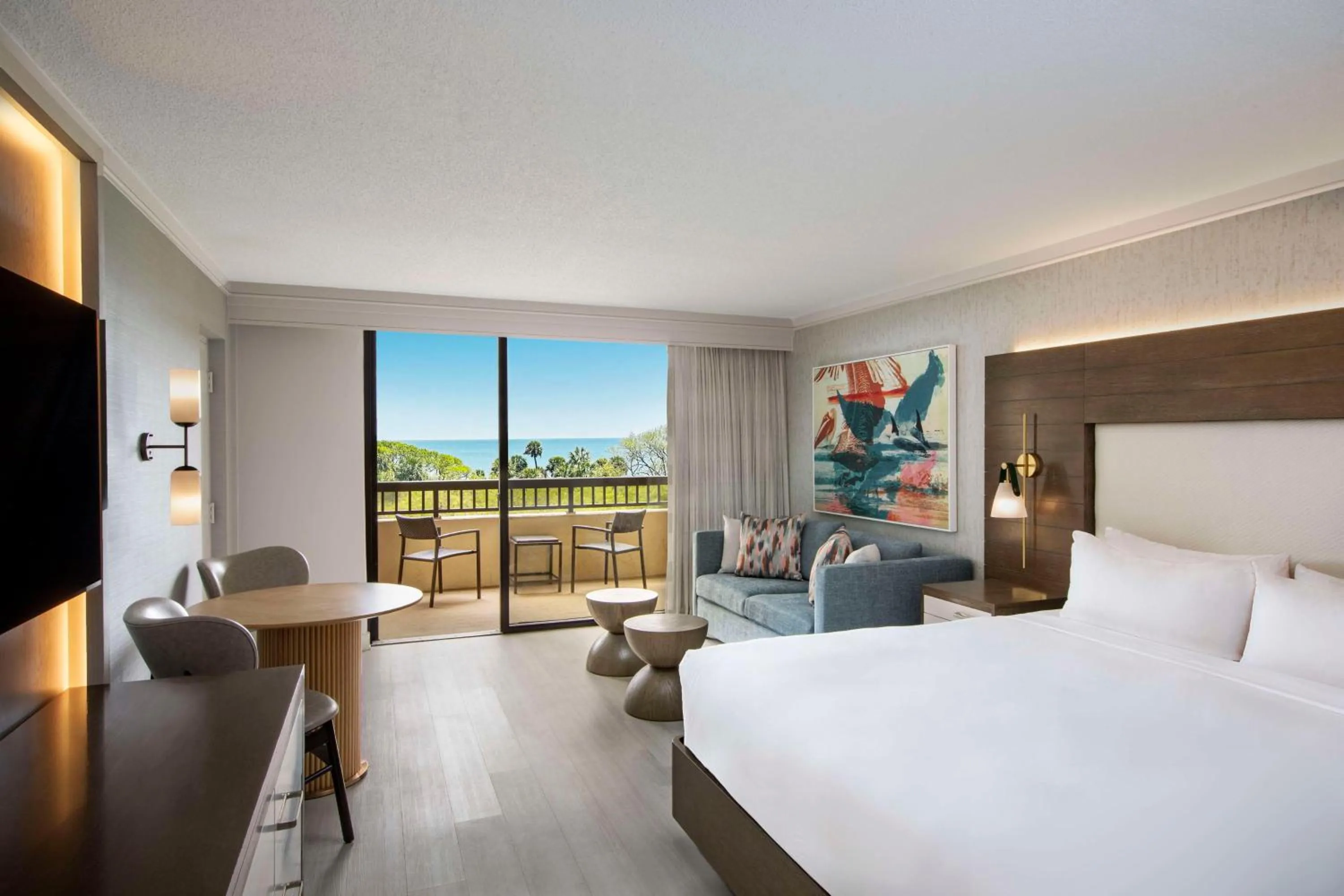 Bedroom, Bed in Sonesta Resort Hilton Head Island