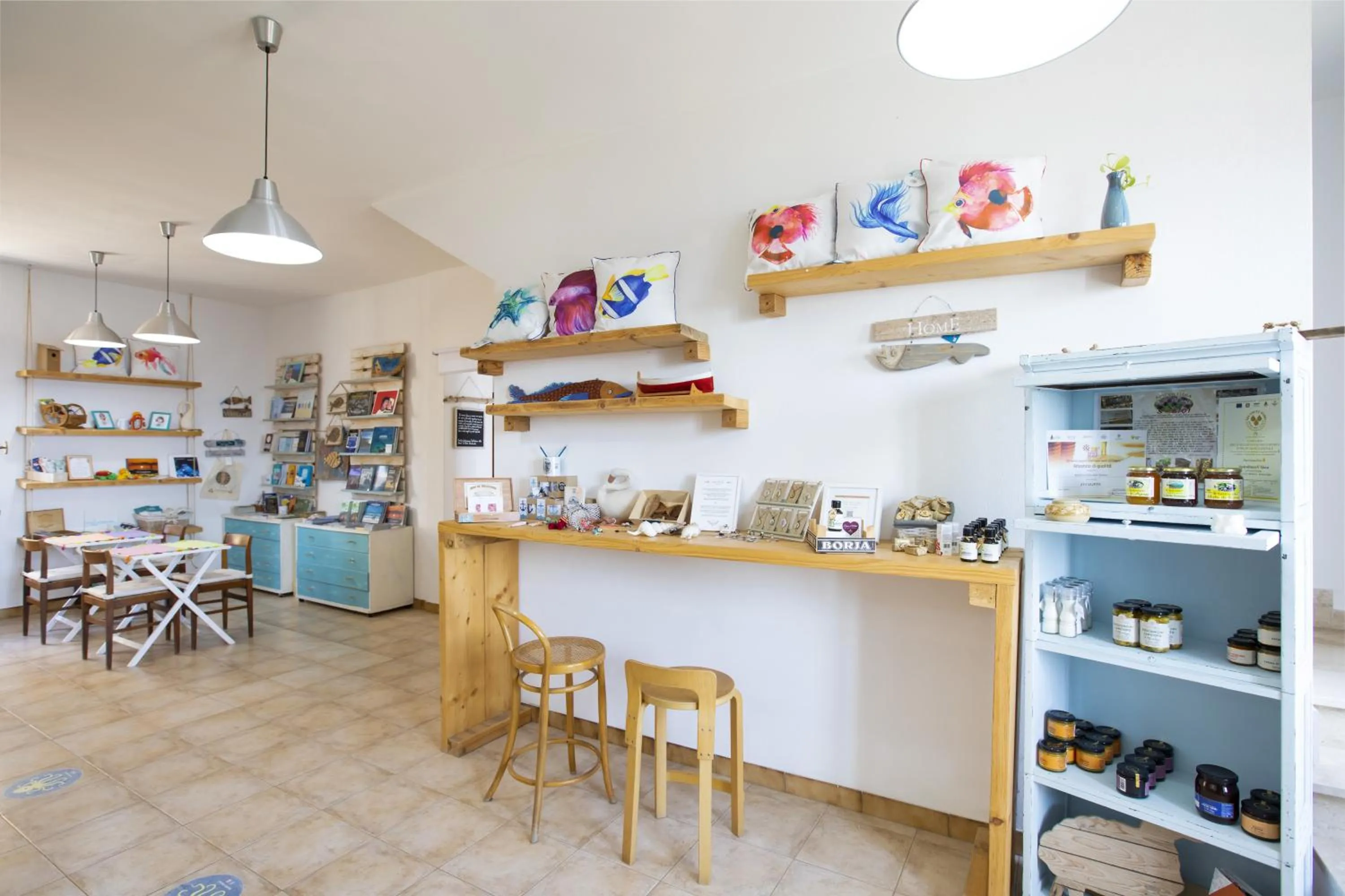 Lounge or bar in MuMA Hostel