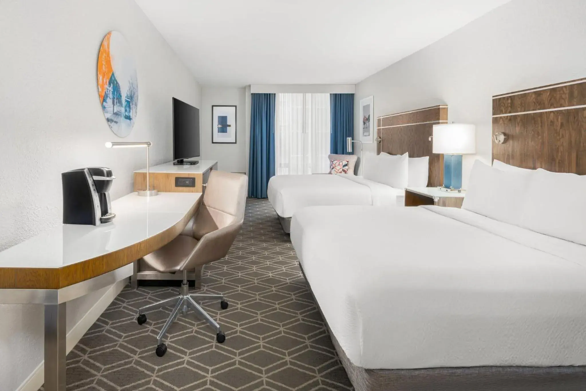 Queen Room with Two Queen Beds - Executive Level - Non-Smoking in Crowne Plaza Jacksonville Airport I-95N by IHG Queen Room with Two Queen Beds - Executive Level - Non-Smoking in Crowne Plaza Jacksonville Airport I-95N by IHG