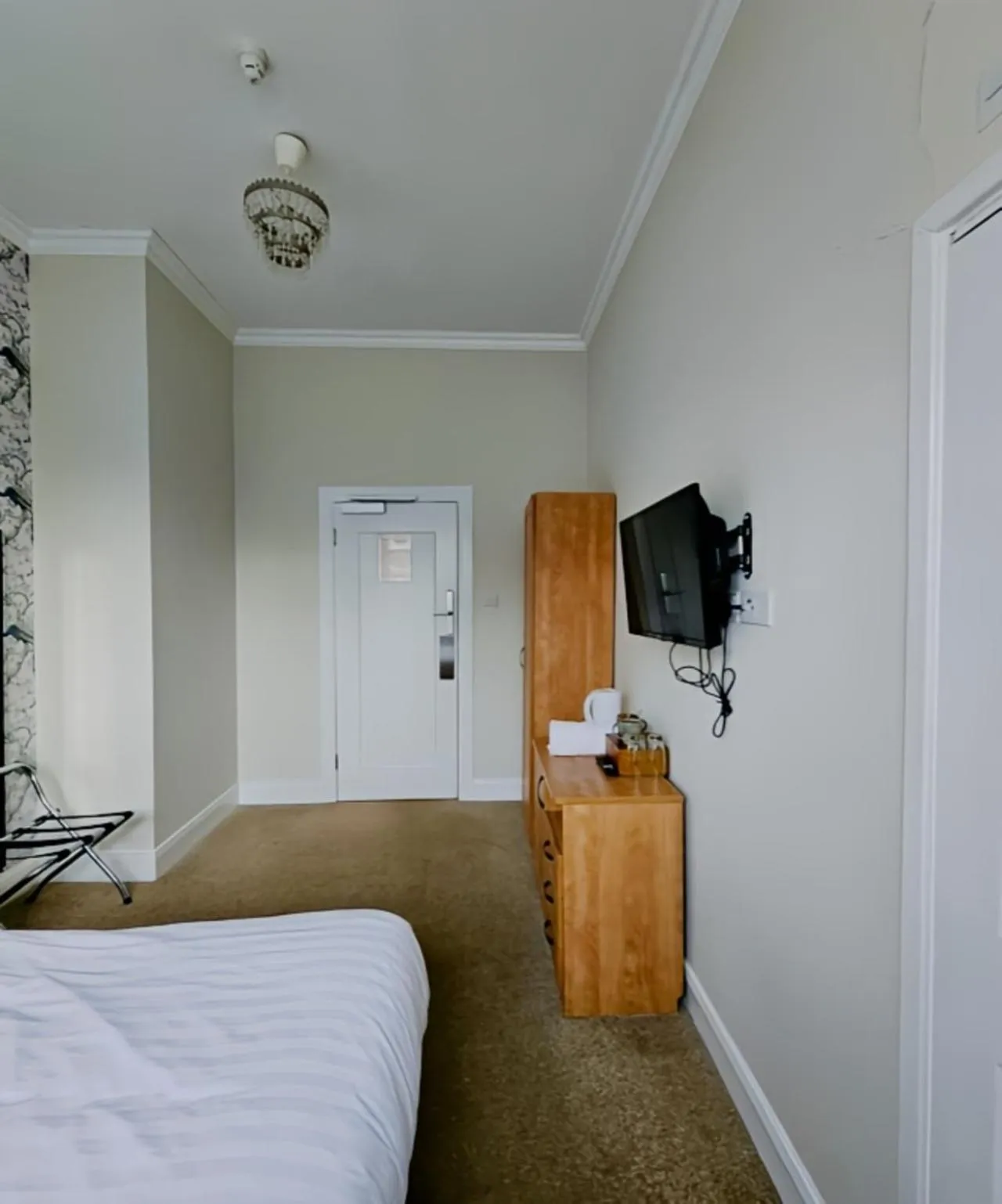 Bedroom, Bed in The Coach House