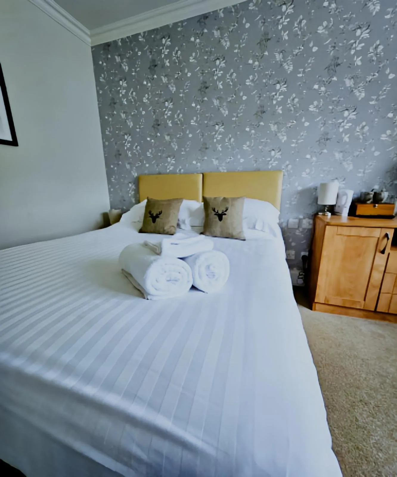 Bedroom, Bed in The Coach House