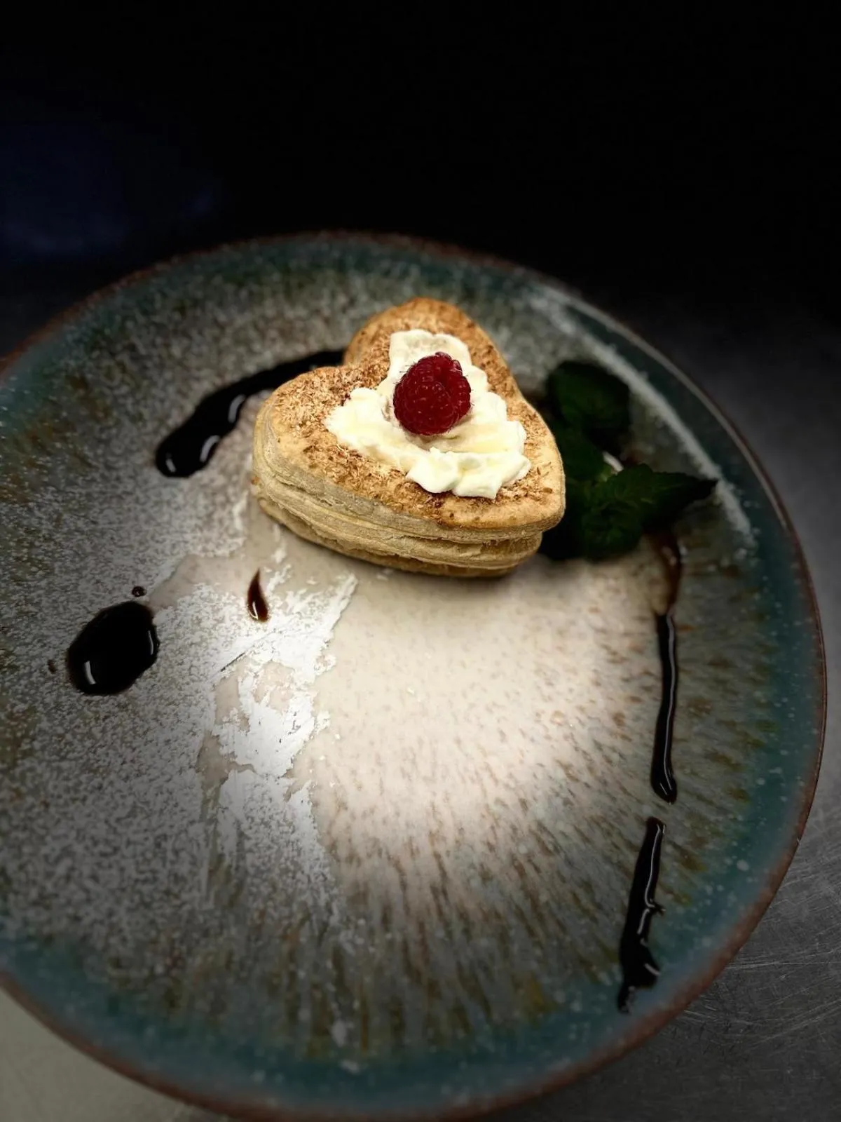 Restaurant/places to eat in Górski Kompleks Turystyczny Czeszka i Słowaczka