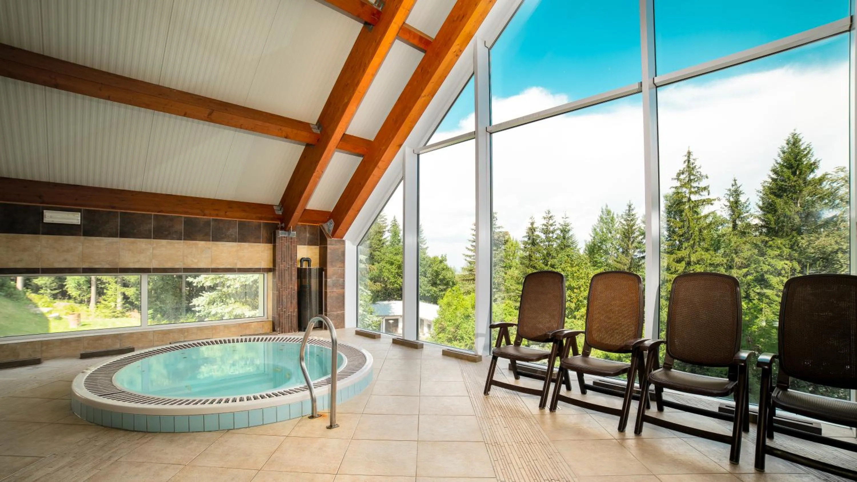 Swimming pool in Górski Kompleks Turystyczny Czeszka i Słowaczka