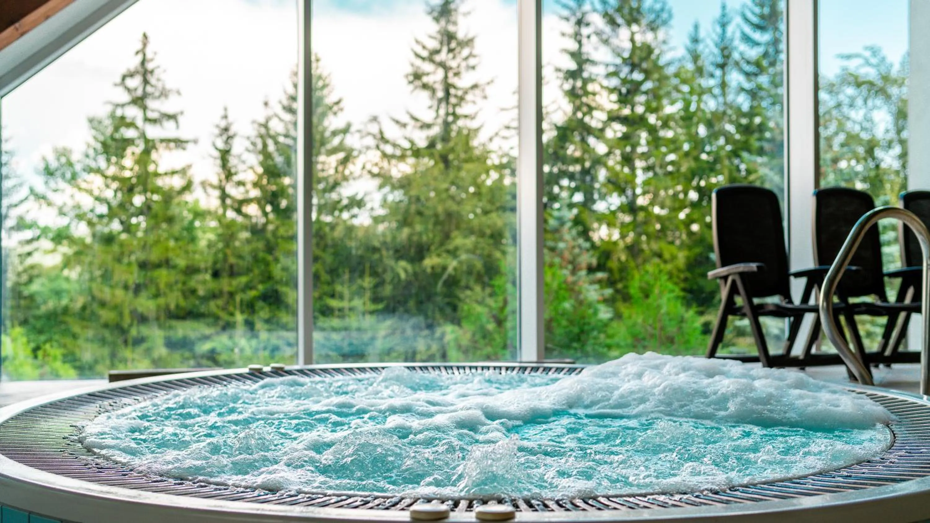 Swimming pool in Górski Kompleks Turystyczny Czeszka i Słowaczka