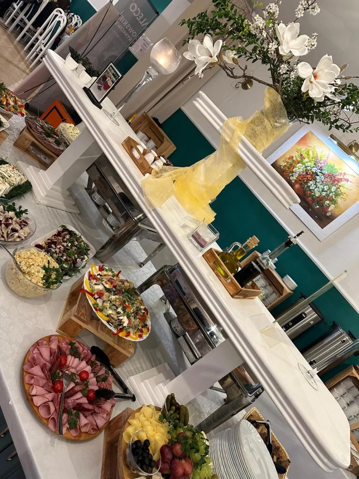 Restaurant/places to eat in Górski Kompleks Turystyczny Czeszka i Słowaczka