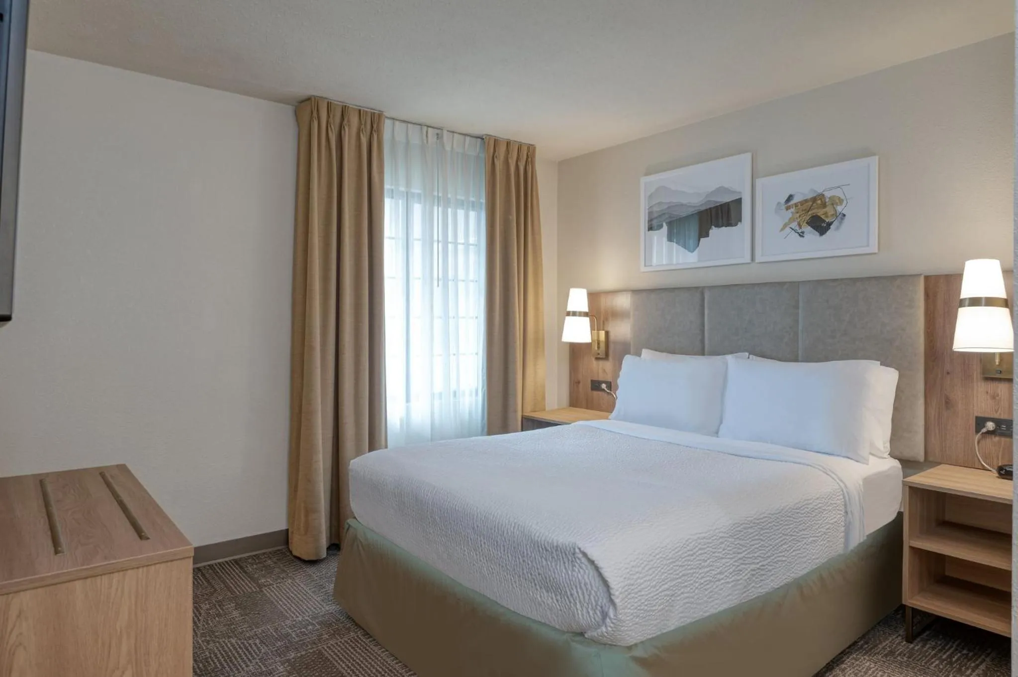 Photo of the whole room, Bed in Staybridge Suites Allentown Airport Lehigh Valley by IHG